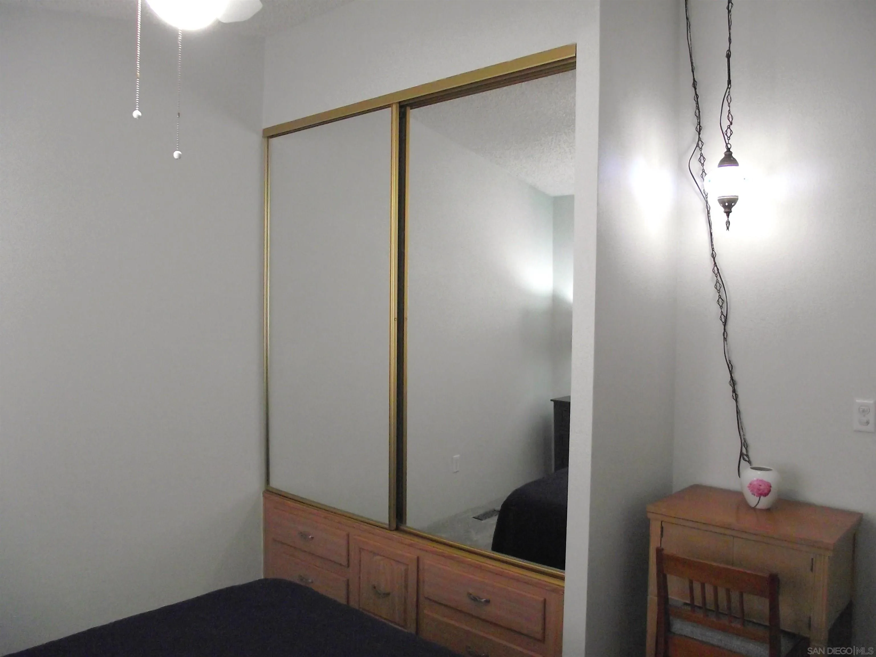 https://cdn.realtyfeed.com/cdn/127/260001845/55c9954df629abc154694c4ef3bedc2e.webp