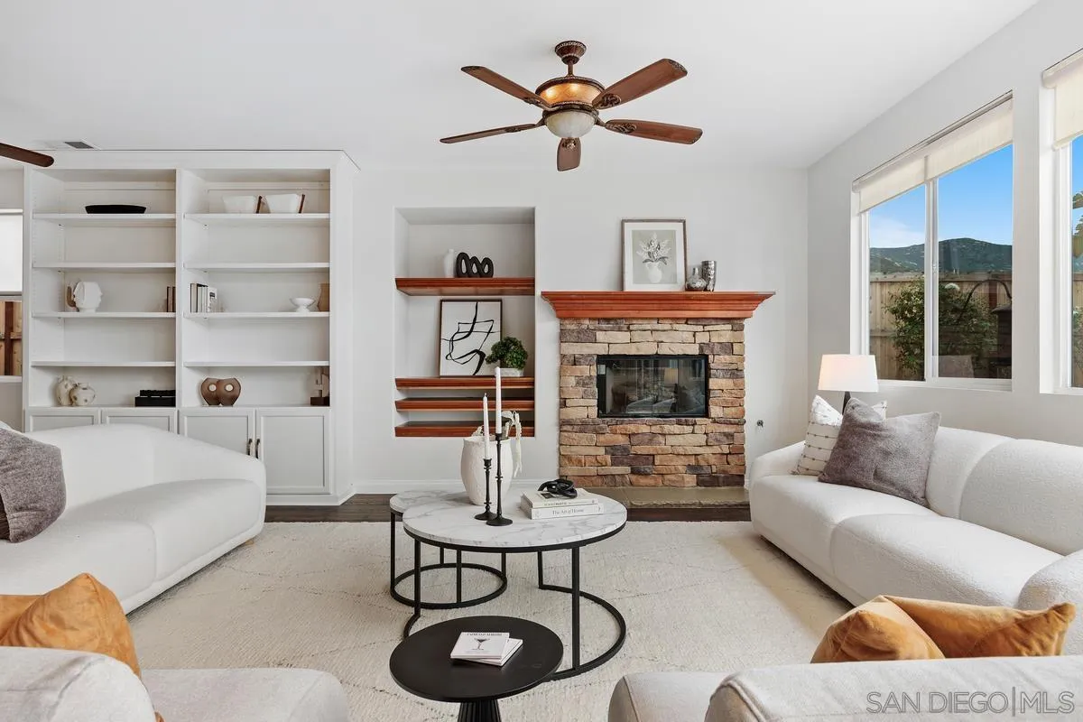 https://cdn.realtyfeed.com/cdn/127/260001850/18b5ad6657965f96b7884ccd2322d163.webp