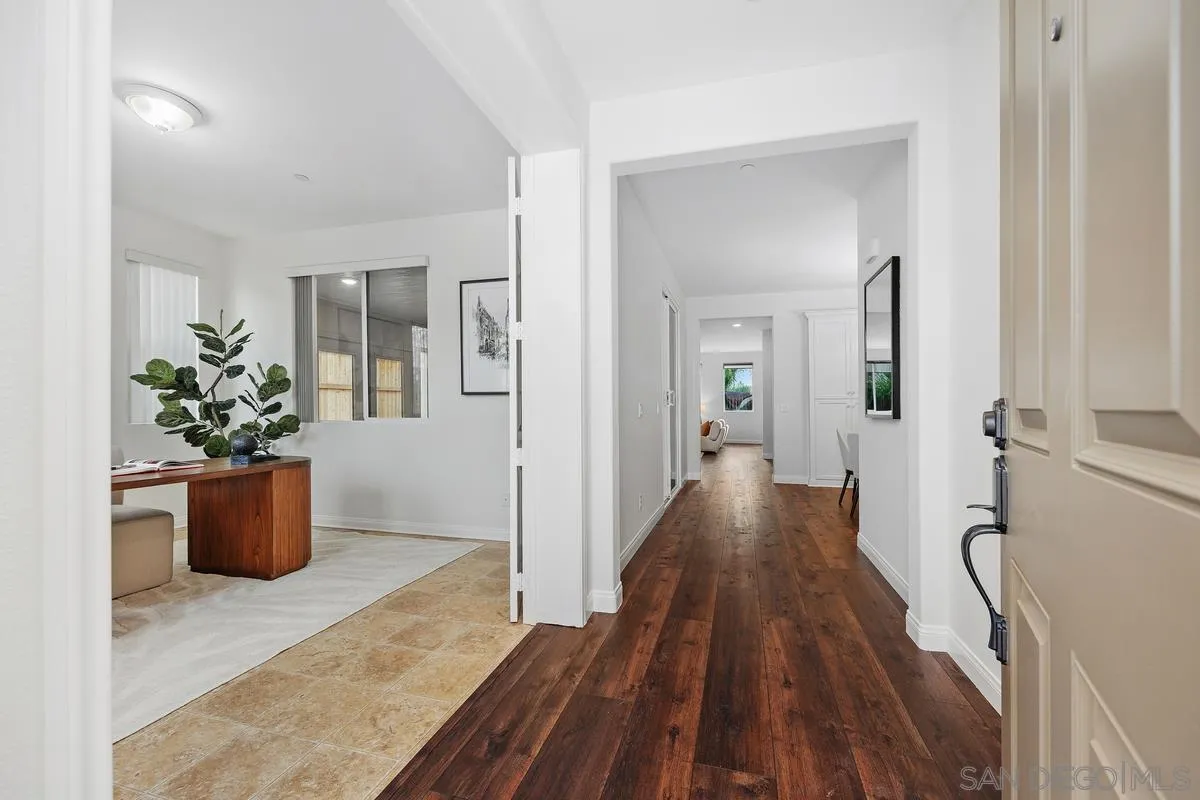 https://cdn.realtyfeed.com/cdn/127/260001850/332375ed6cfd3e47a0436ee3a056193a.webp