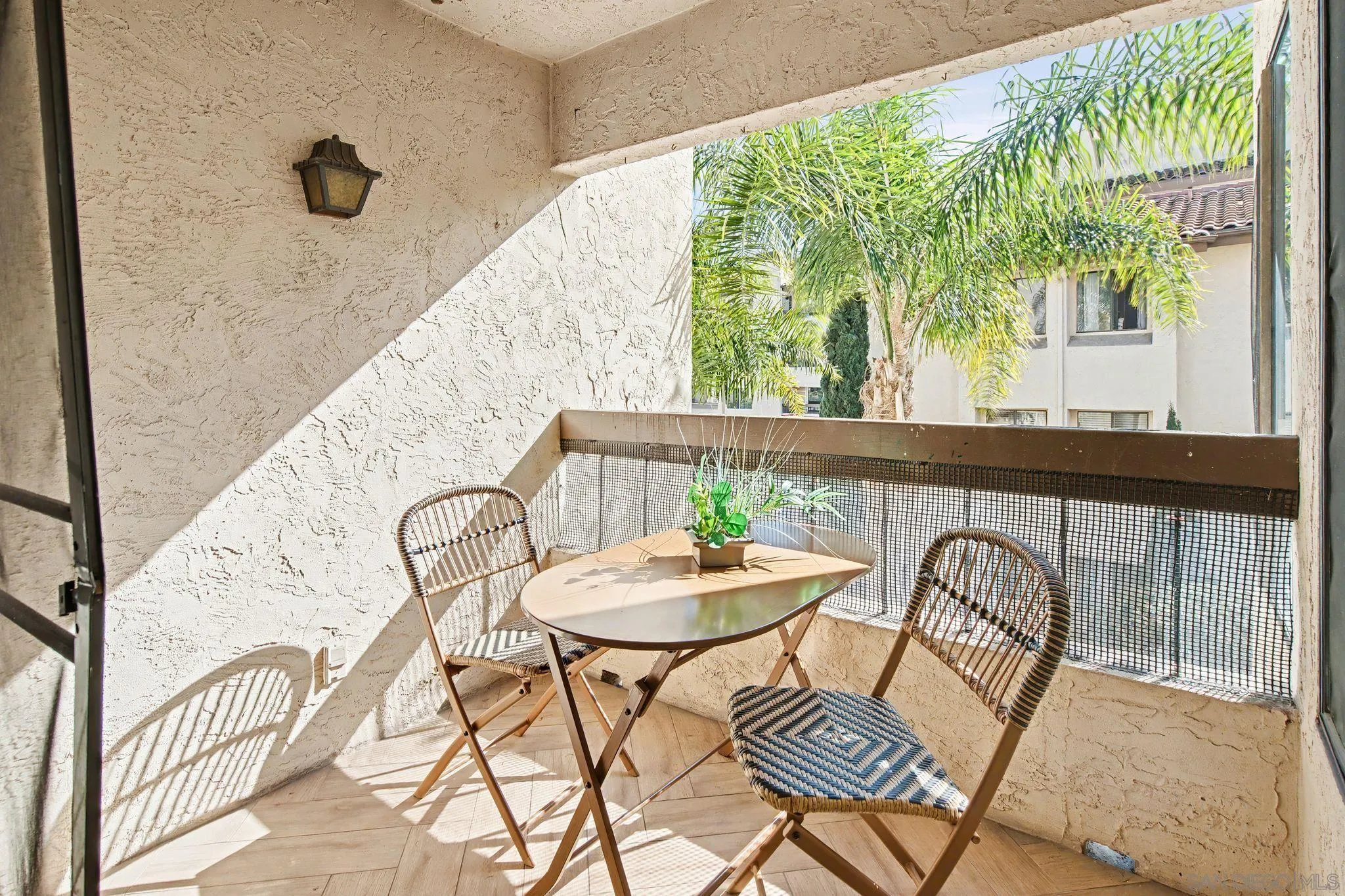 https://cdn.realtyfeed.com/cdn/127/260001851/4250cf2e8d8cdaee840d9d55ab4cbe95.webp
