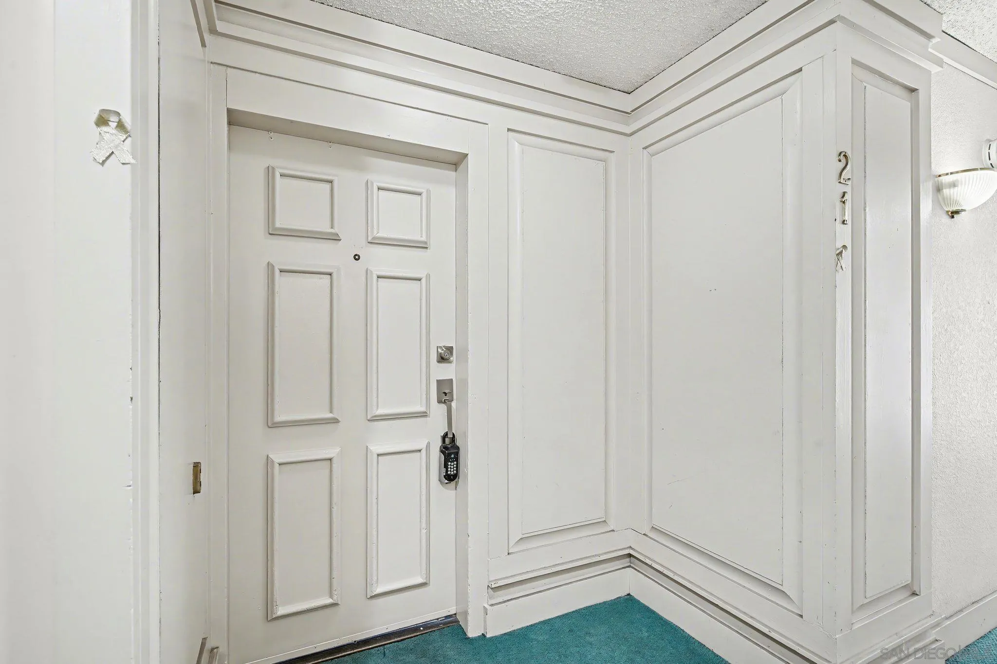 https://cdn.realtyfeed.com/cdn/127/260001851/b27631186f099cd6afad539459c3f313.webp