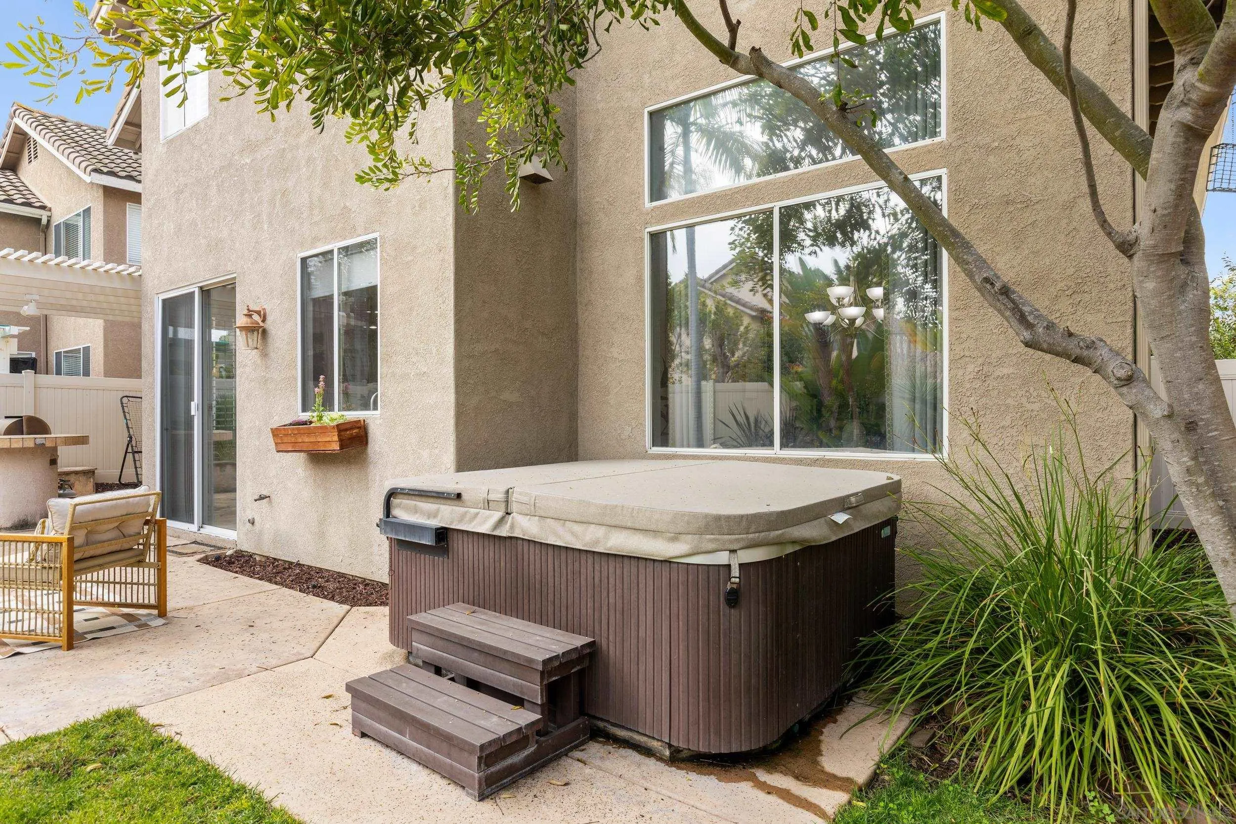 https://cdn.realtyfeed.com/cdn/127/260001854/c973db1cfea51ea89eaad62addbc775c.webp