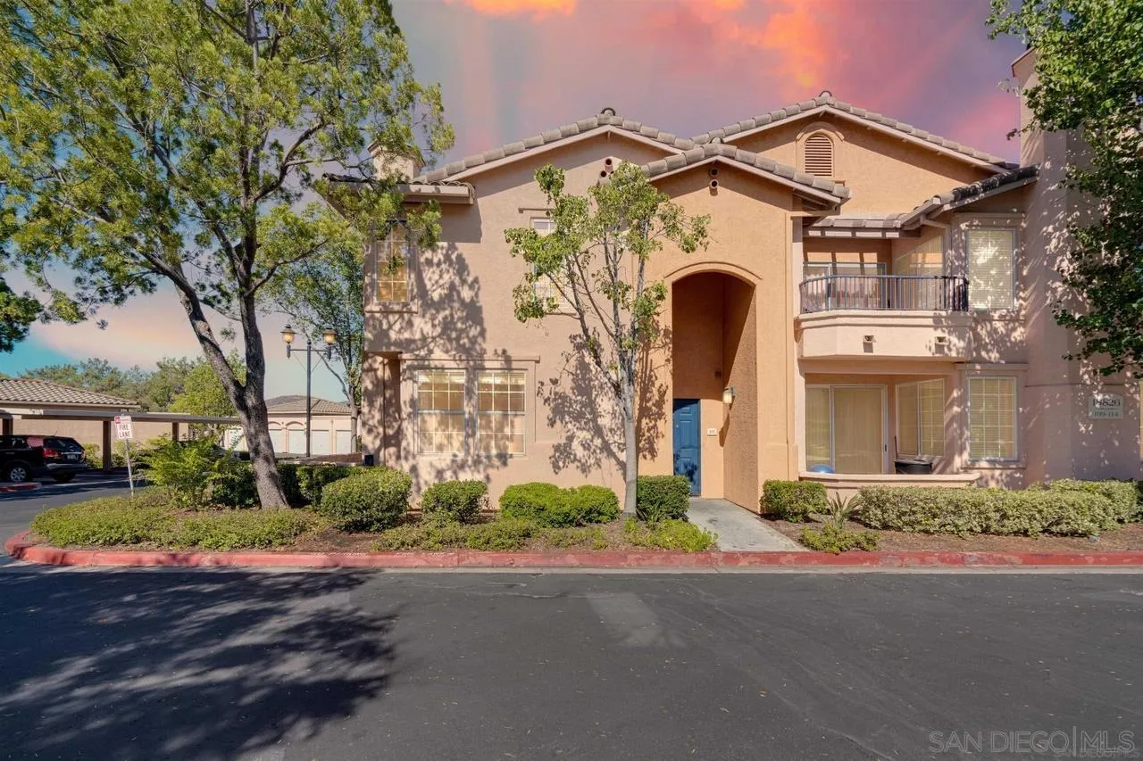 Photo #1: 260001858 Listing: Photo #1