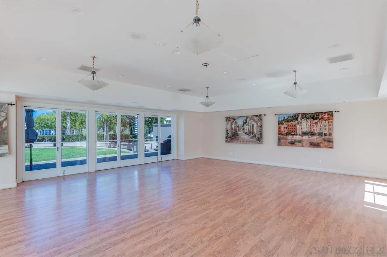 Photo #19: 260001858 Listing: Photo #19