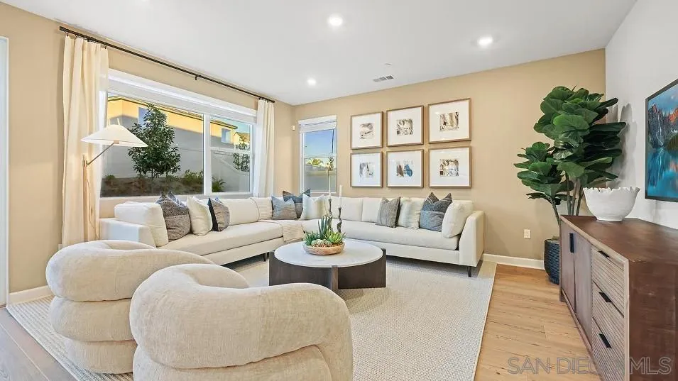 https://cdn.realtyfeed.com/cdn/127/260001861/21146e43683e9c78081cac3404631011.webp