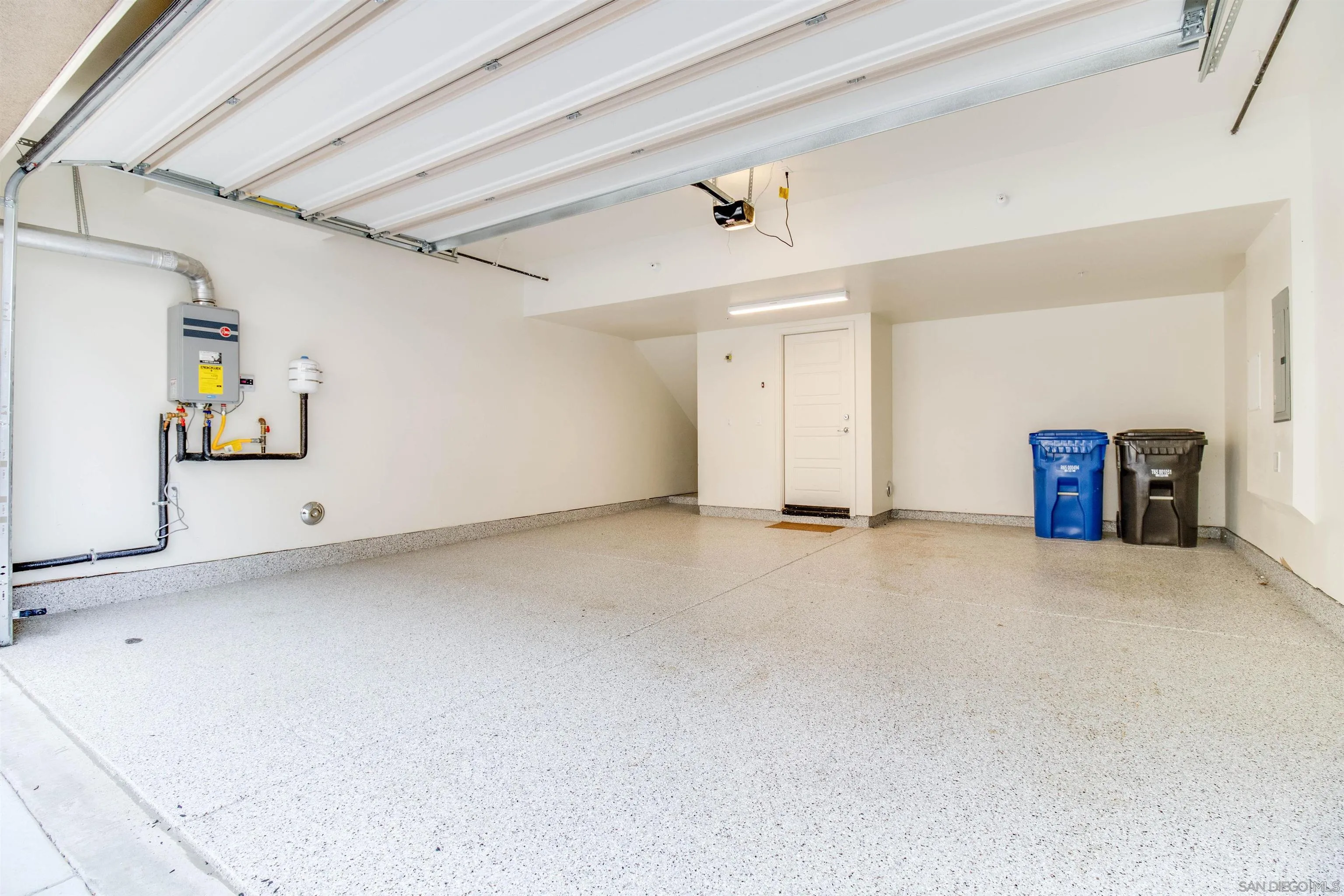 Photo #24: 260001864 Listing: Photo #24