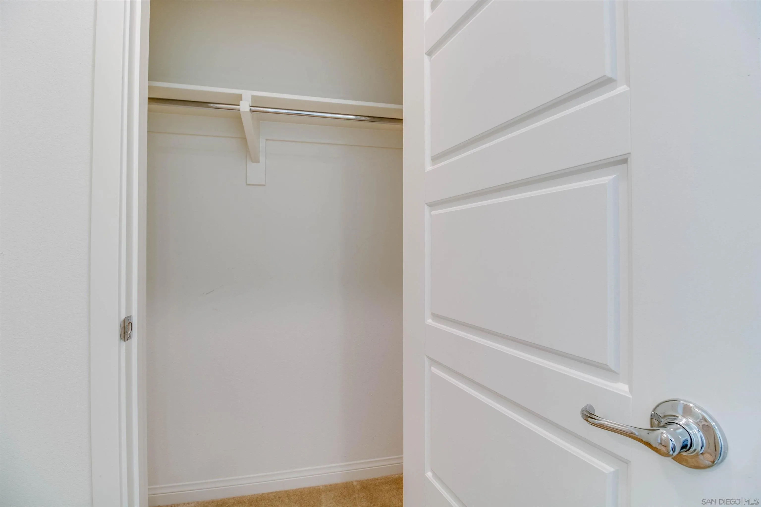 Photo #21: 260001864 Listing: Photo #21