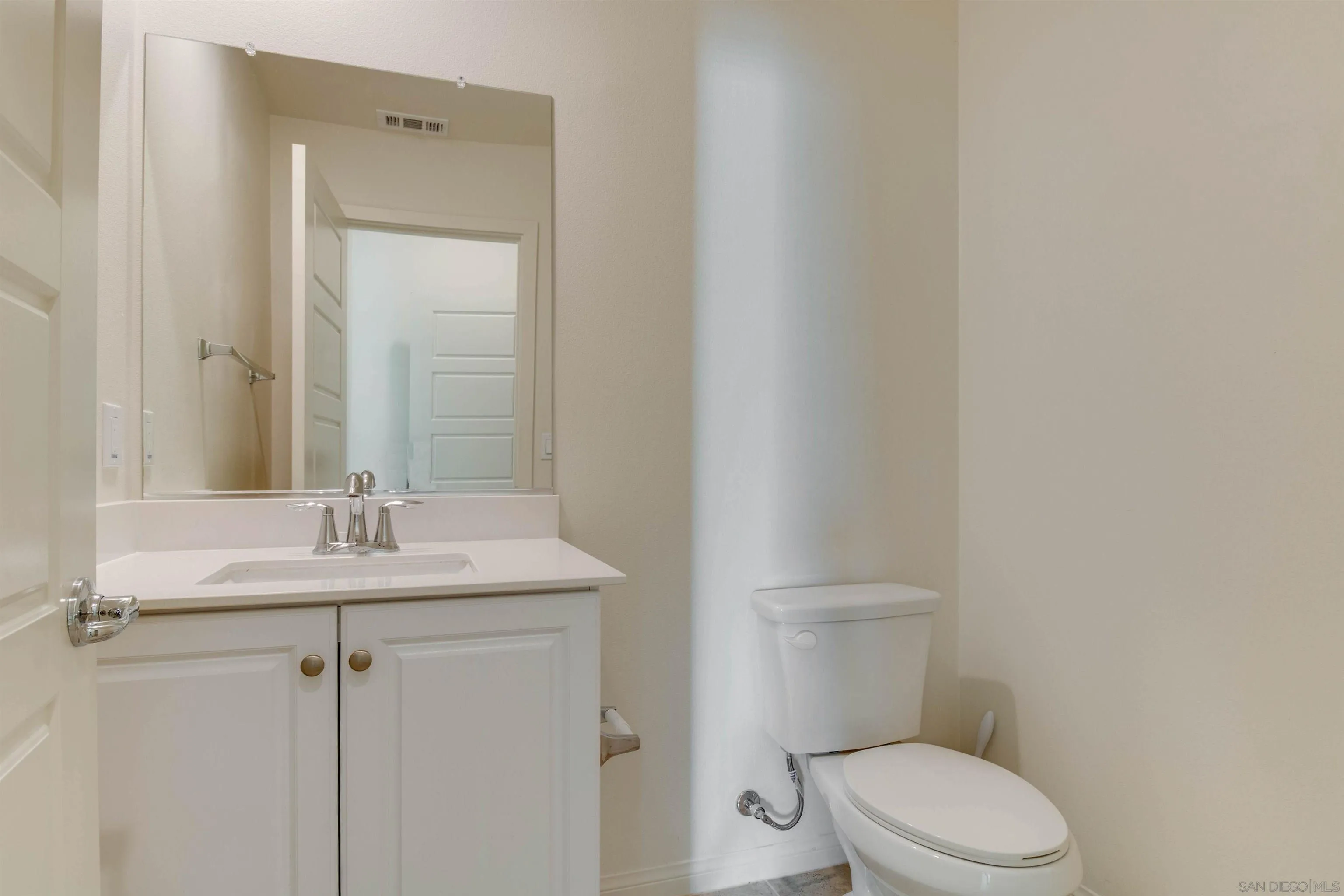 Photo #23: 260001864 Listing: Photo #23