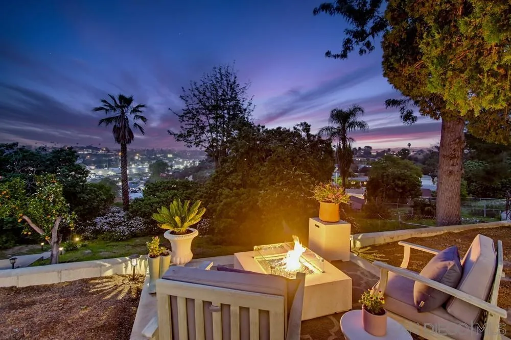 https://cdn.realtyfeed.com/cdn/127/260001866/24f09d0a08b928c7d458d4c9b5467248.webp