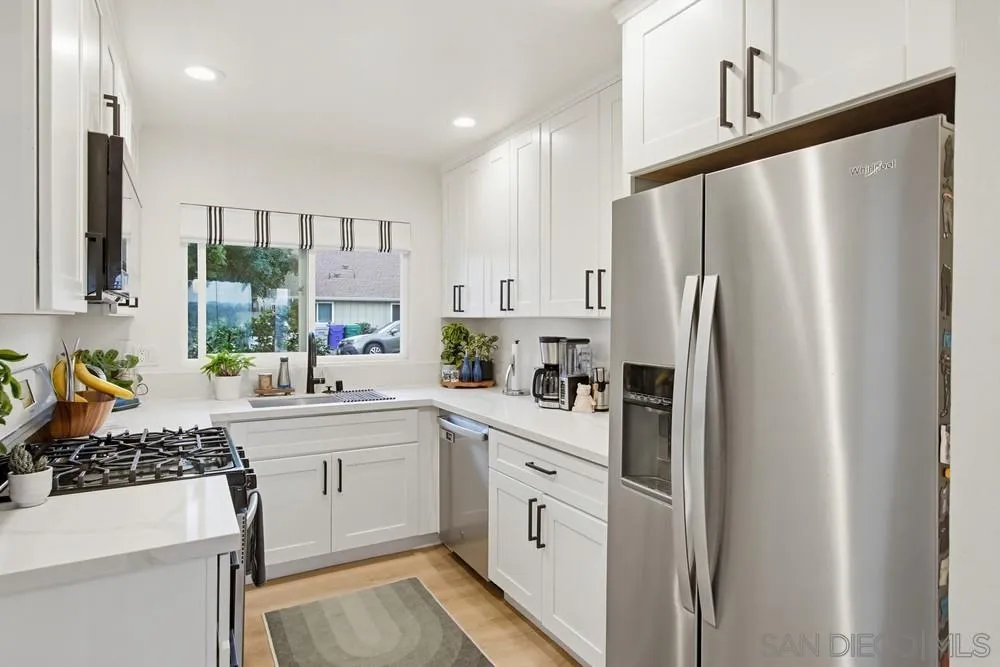 https://cdn.realtyfeed.com/cdn/127/260001866/27b652717240dc5b0ba2dc7b9fdfb4c1.webp