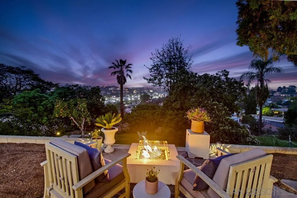 https://cdn.realtyfeed.com/cdn/127/260001866/3c027151ee1d6a59e7696fa87c9b2673.webp