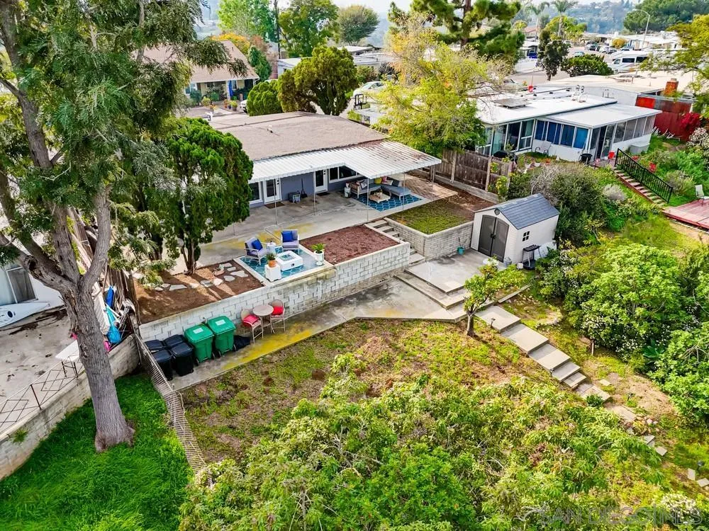 https://cdn.realtyfeed.com/cdn/127/260001866/ad82f885a2637aa1c60050b13d232e75.webp