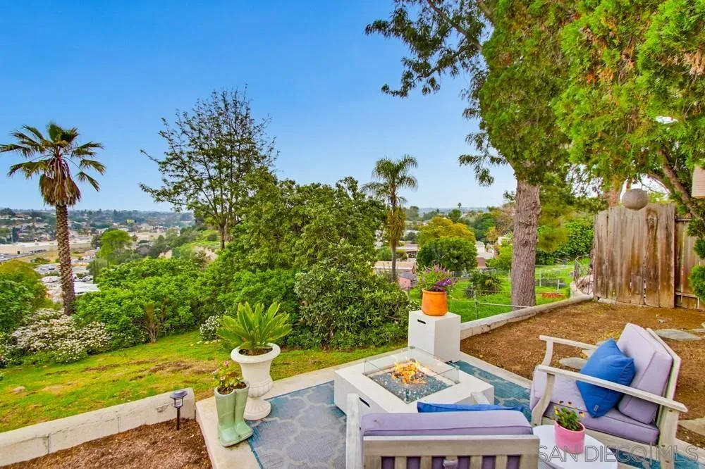 https://cdn.realtyfeed.com/cdn/127/260001866/c1e084b240a00e72ddf83d58fdcf1985.webp