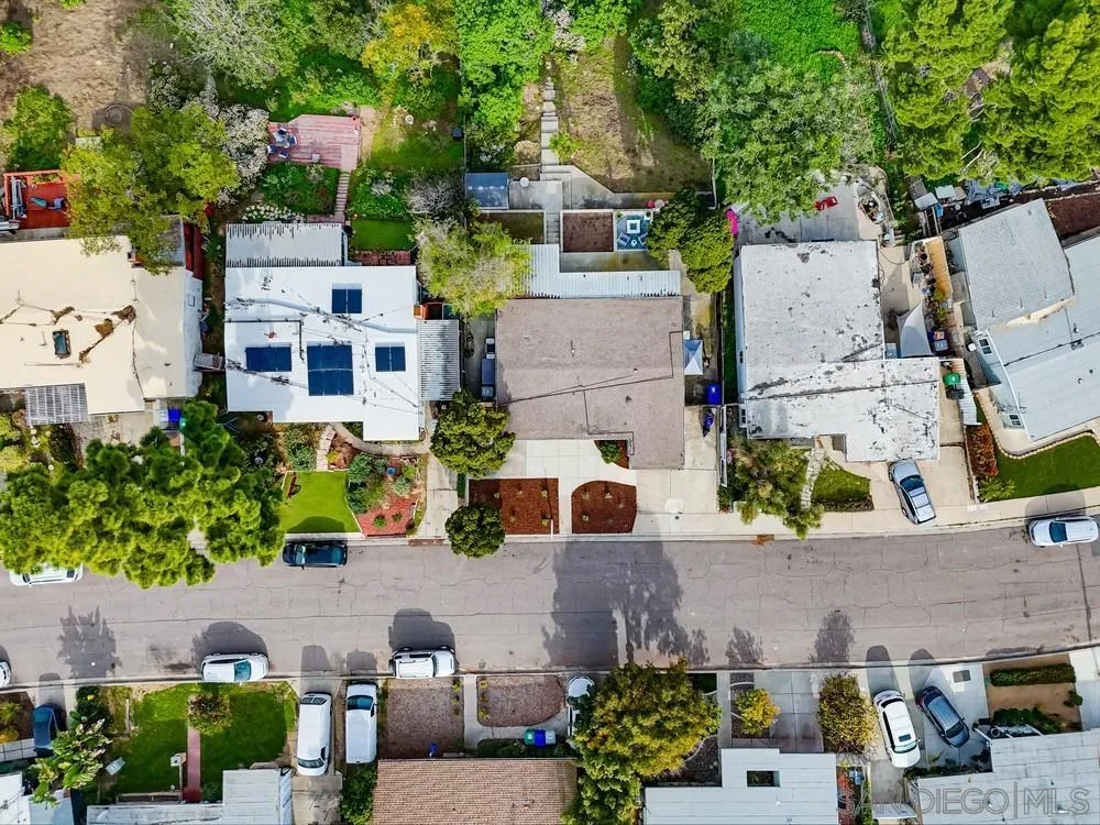 https://cdn.realtyfeed.com/cdn/127/260001866/dd0ca5c73c06adf2bbf25c166847540f.webp
