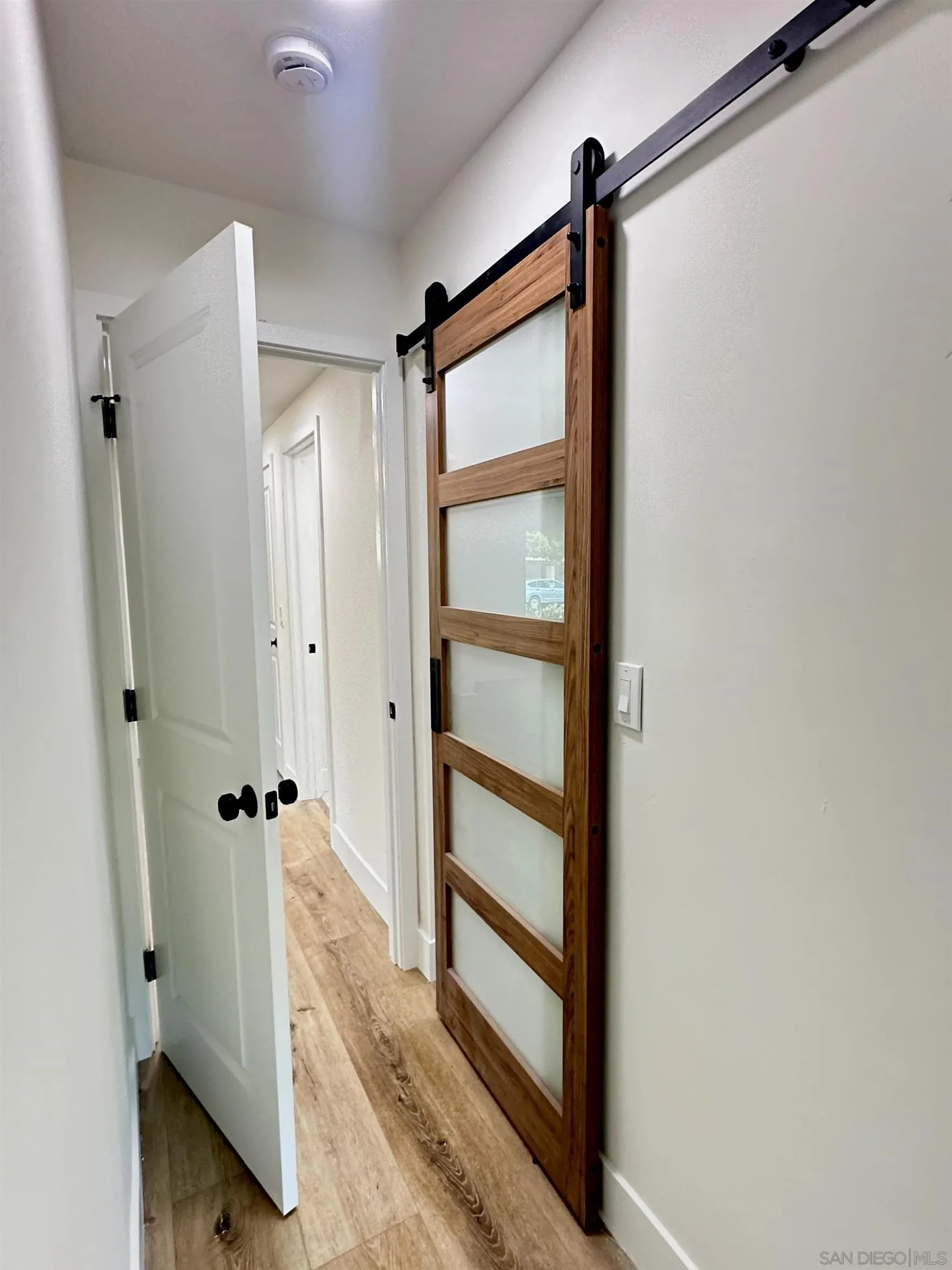 https://cdn.realtyfeed.com/cdn/127/260001869/1ff36762f08c189adacbccc5a6b01529.webp