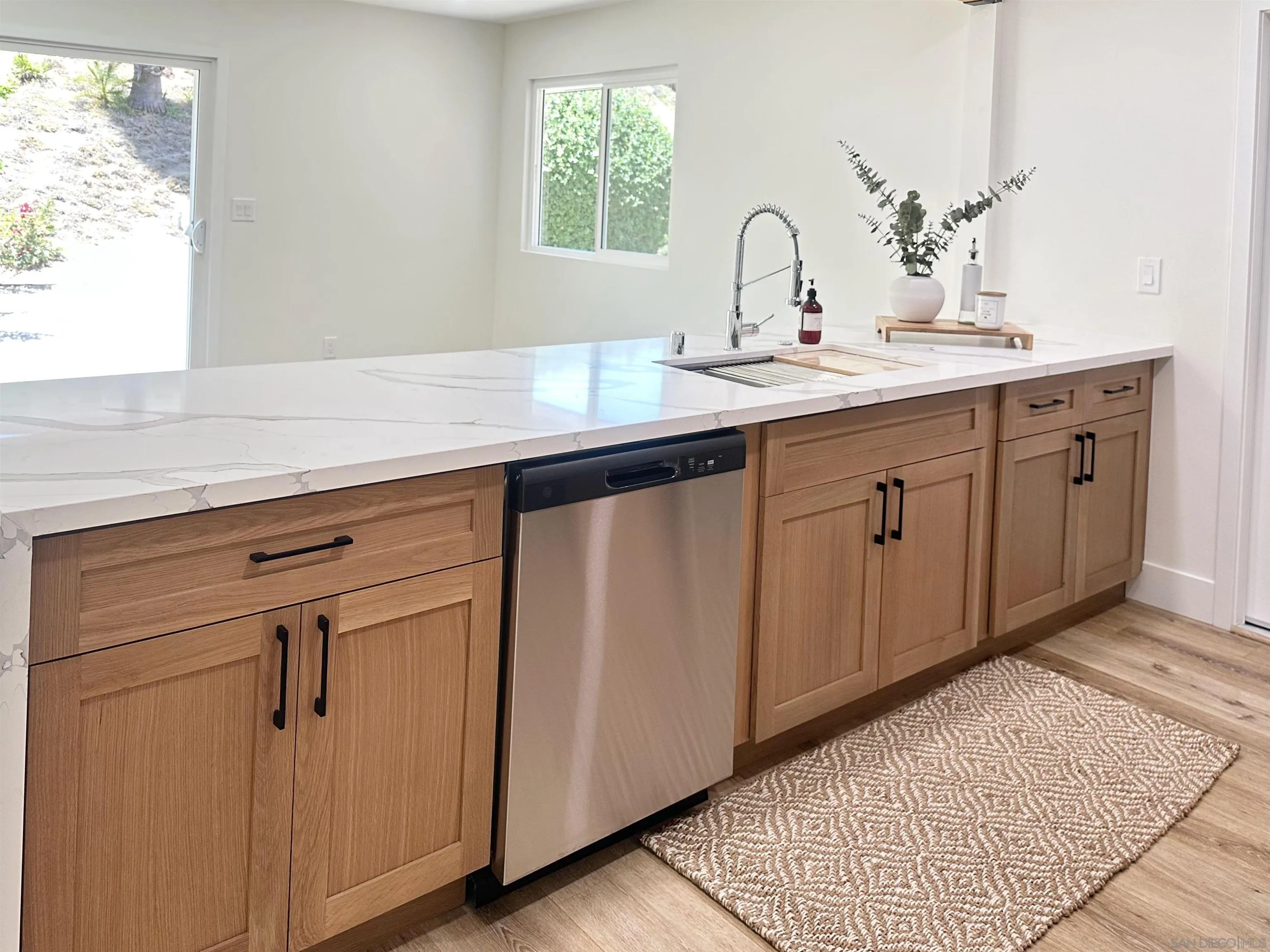 https://cdn.realtyfeed.com/cdn/127/260001869/be5ce7254c72f99682b11196608a1e51.webp