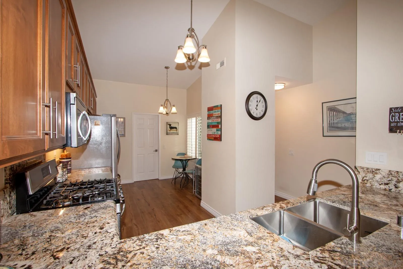 Photo #7: 260001870 Listing: Photo #7