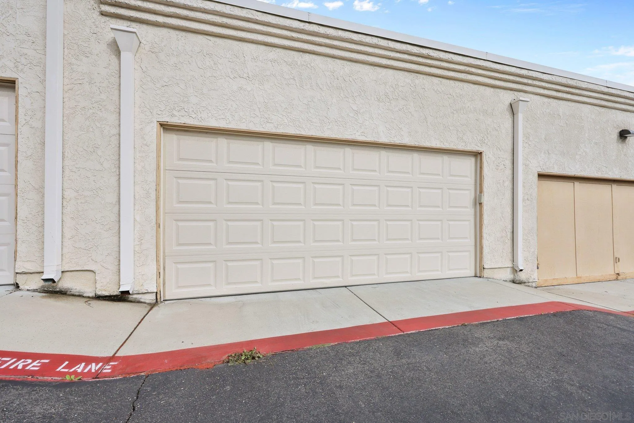 https://cdn.realtyfeed.com/cdn/127/260001871/0e44ccaeb10a091d95d17799441c15c9.webp