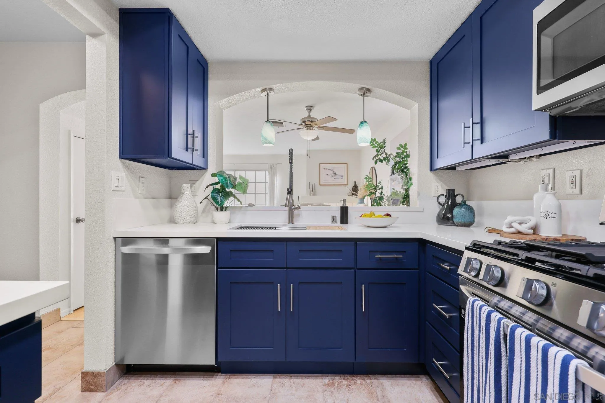 https://cdn.realtyfeed.com/cdn/127/260001871/478a38ae58bd7438ab7e855700d3df17.webp