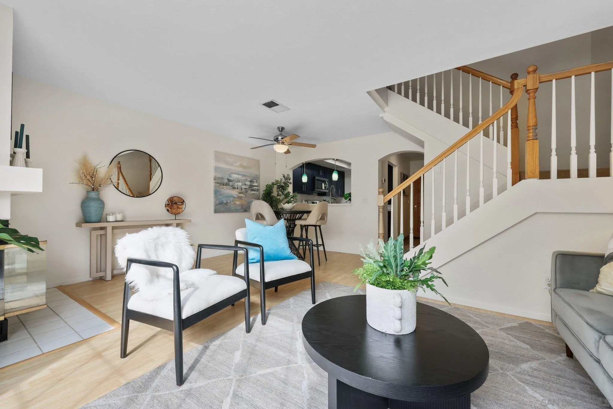 https://cdn.realtyfeed.com/cdn/127/260001871/4c1fb1d4c1eaa0a9923d4f4f0cbc5d00.webp