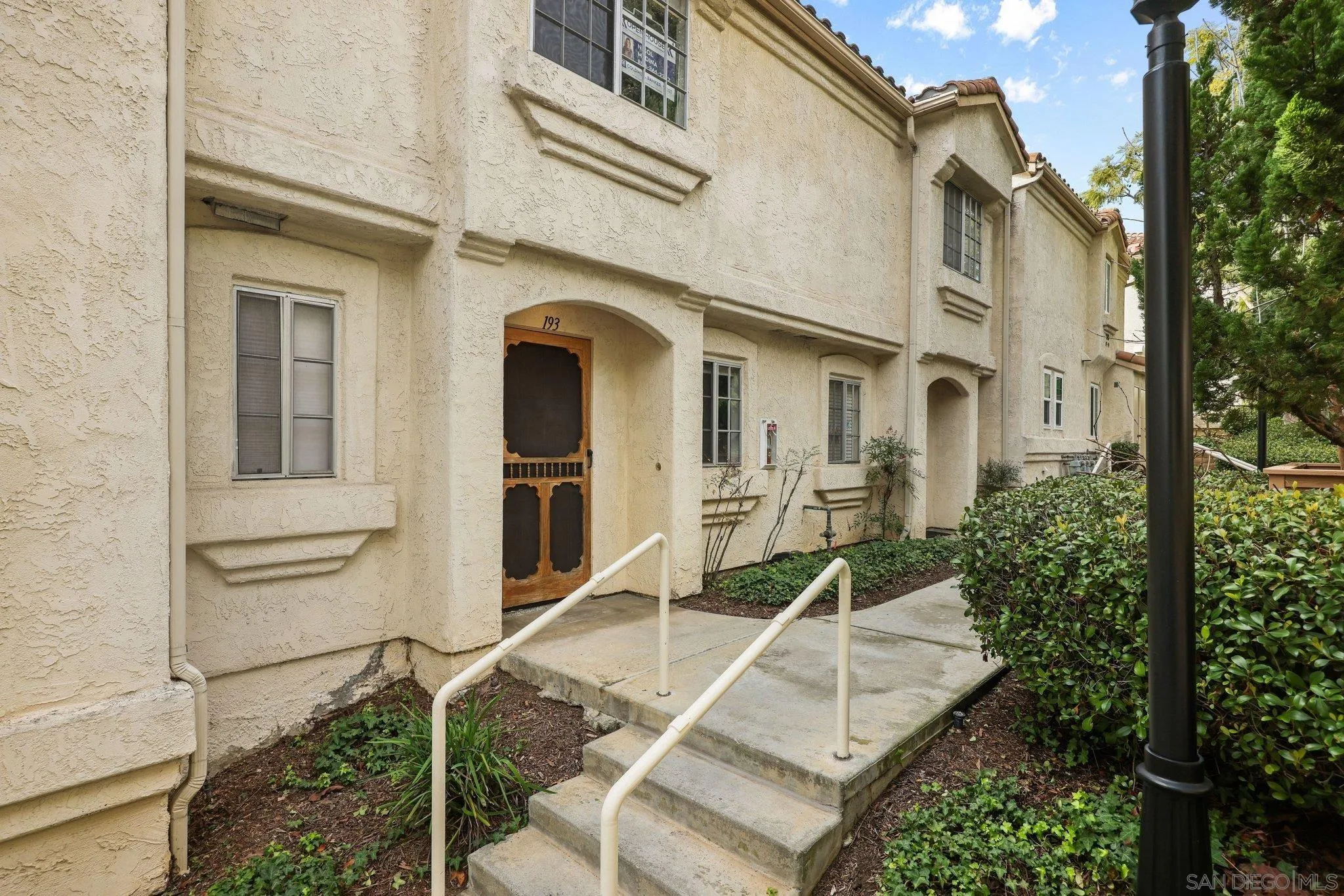 https://cdn.realtyfeed.com/cdn/127/260001871/d1d90528e787ddaf11c88383698ab23f.webp