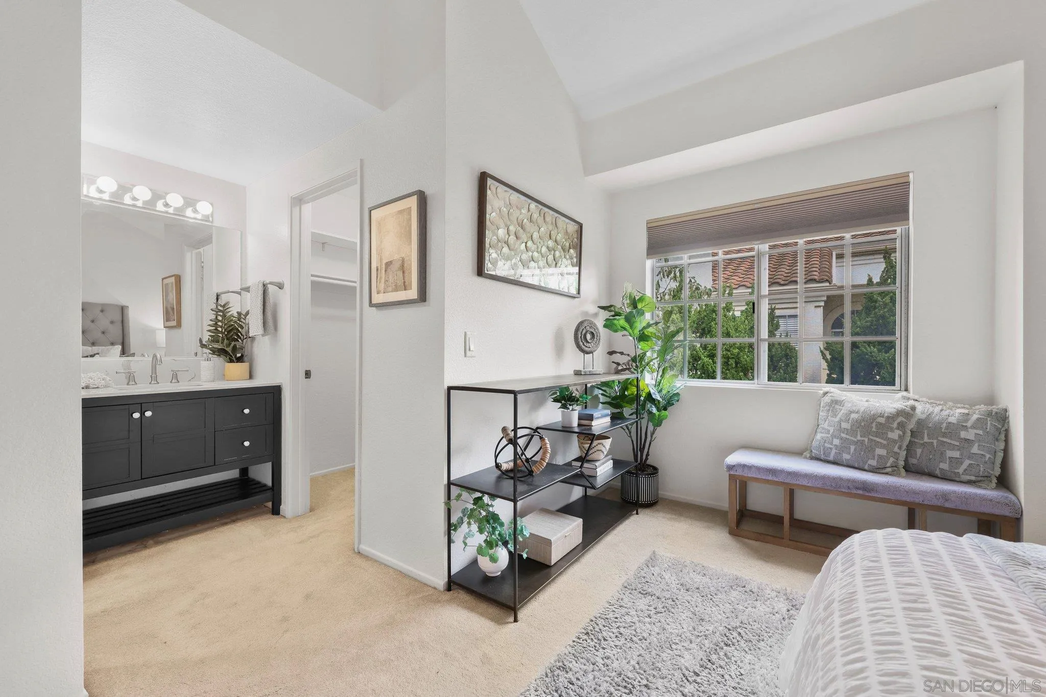 https://cdn.realtyfeed.com/cdn/127/260001871/dc057da60d7dbab6363bc96d236fd5c1.webp
