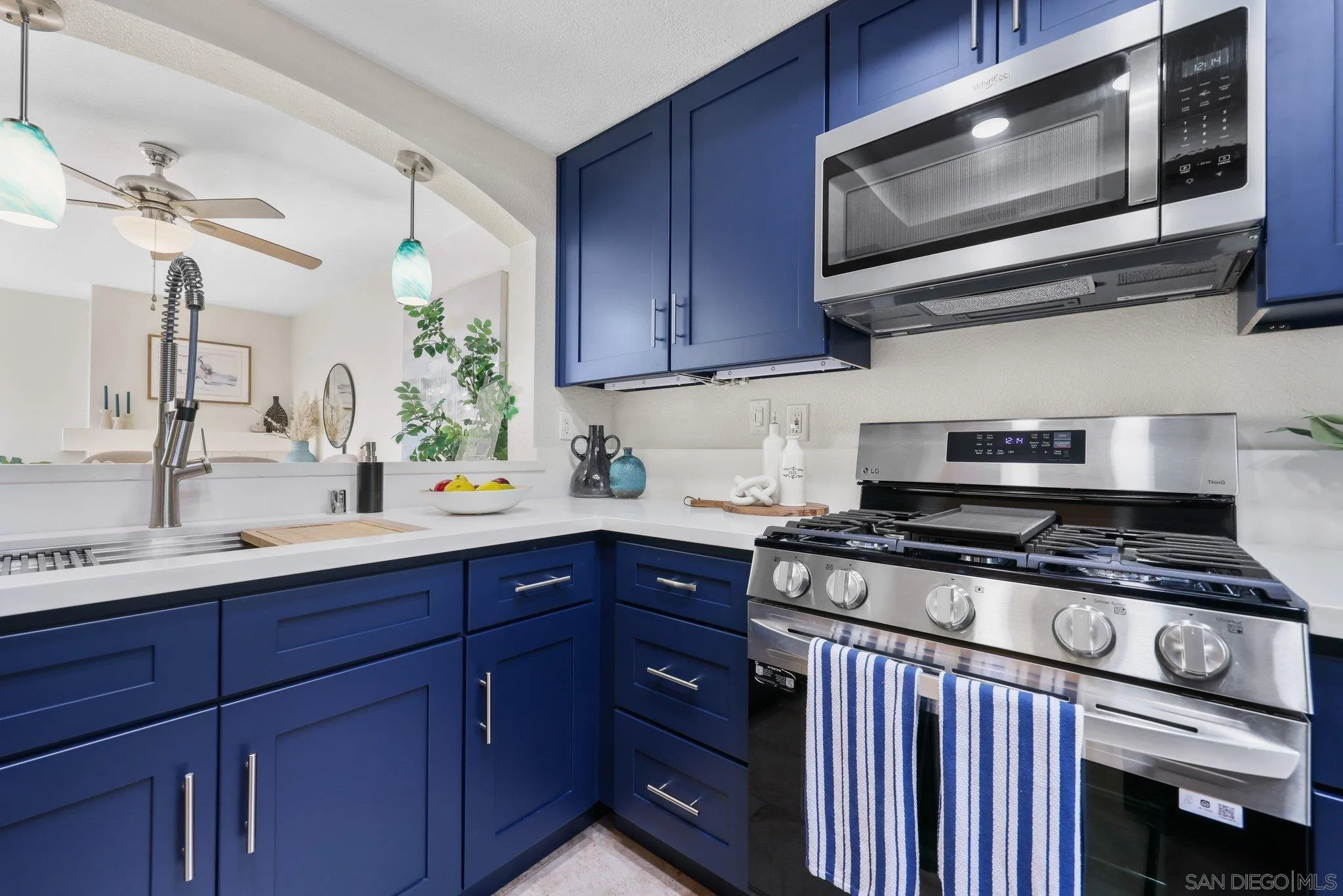 https://cdn.realtyfeed.com/cdn/127/260001871/e794b58b53b2bc4f7c2022050adfd027.webp