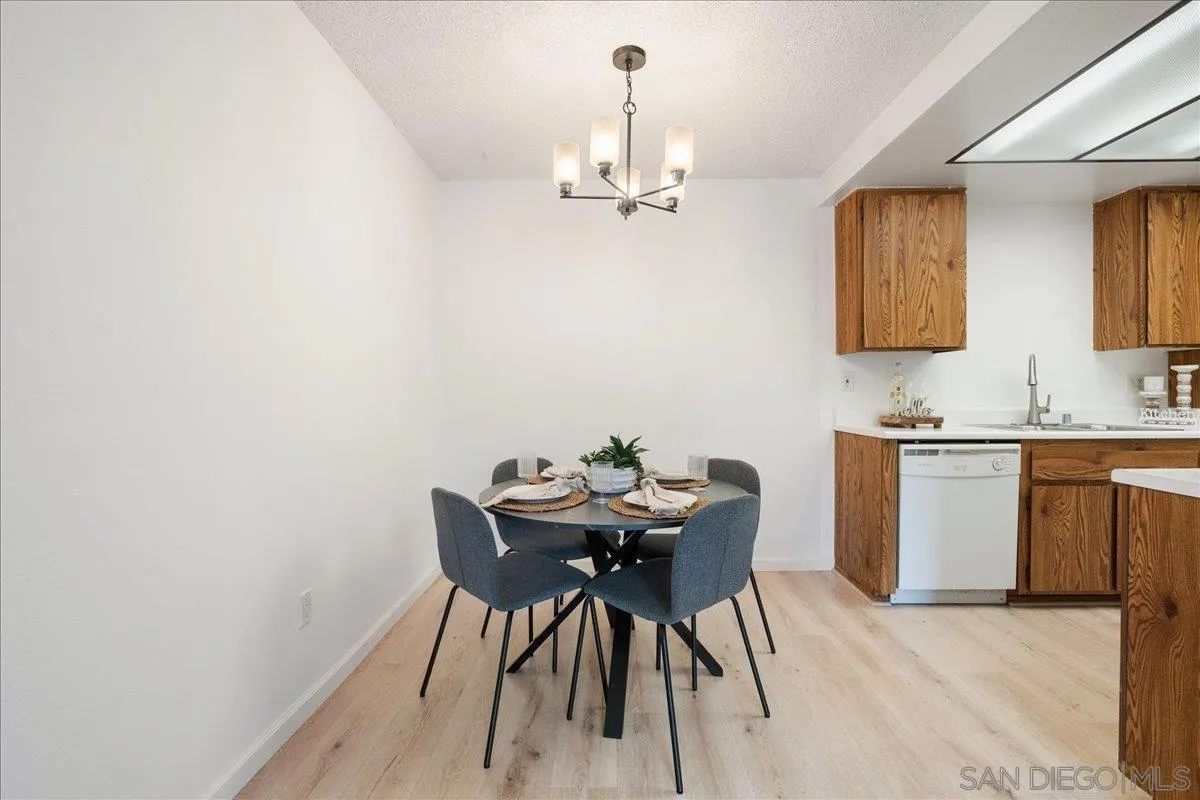10296 Black Mountain Rd UNIT 220, San Diego, CA, 92126