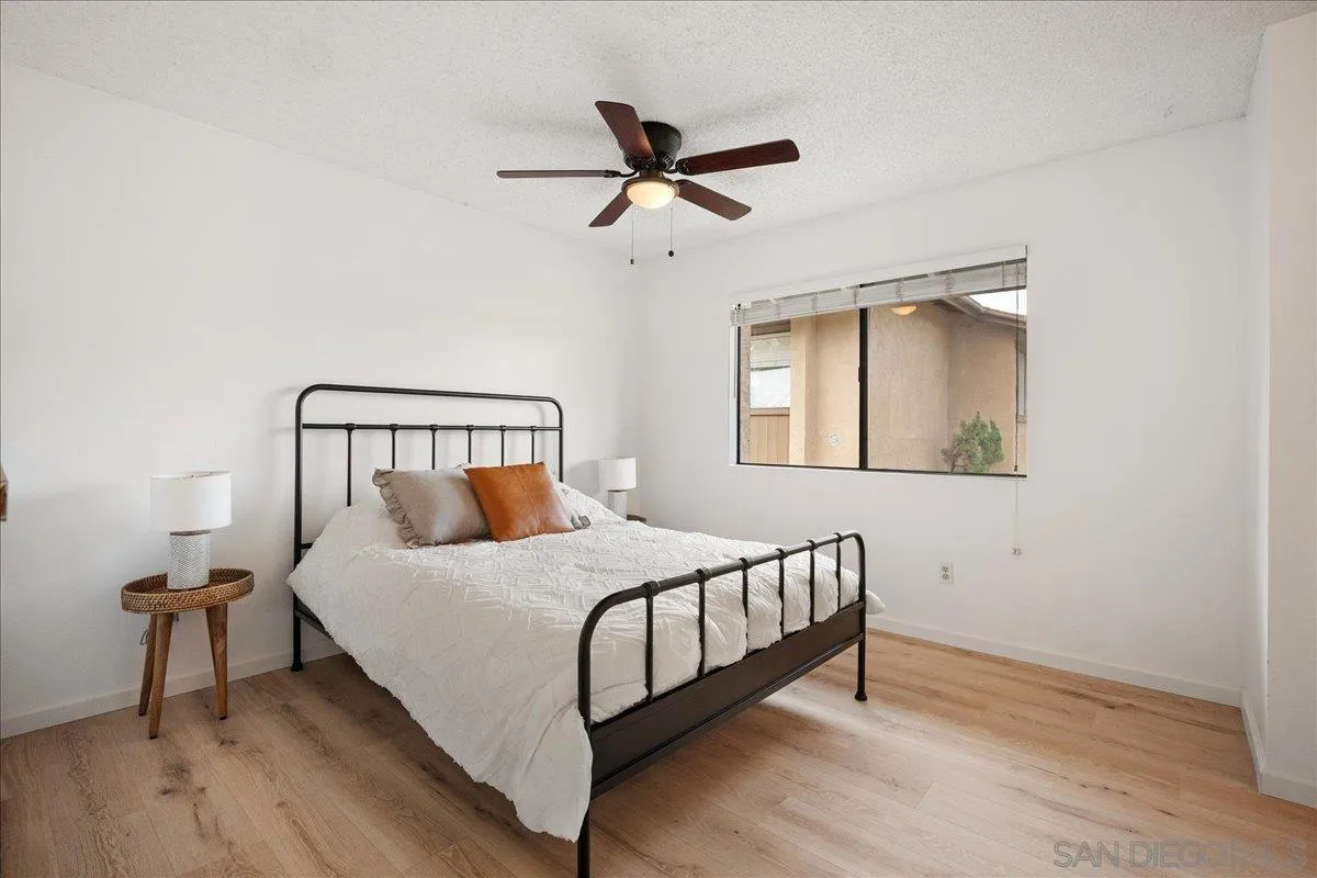 10296 Black Mountain Rd UNIT 220, San Diego, CA, 92126