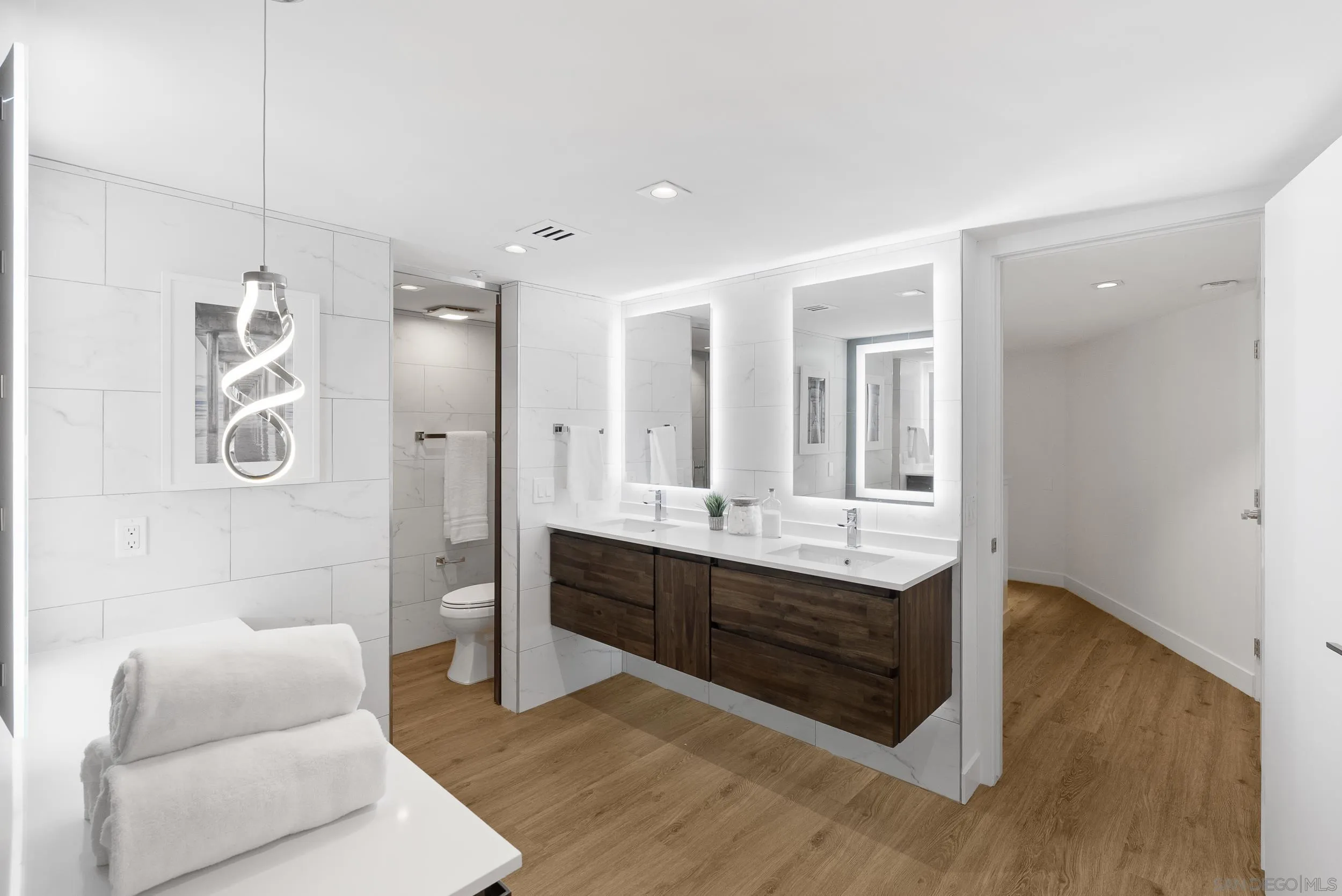 Photo #22: 260001876 Listing: Photo #22