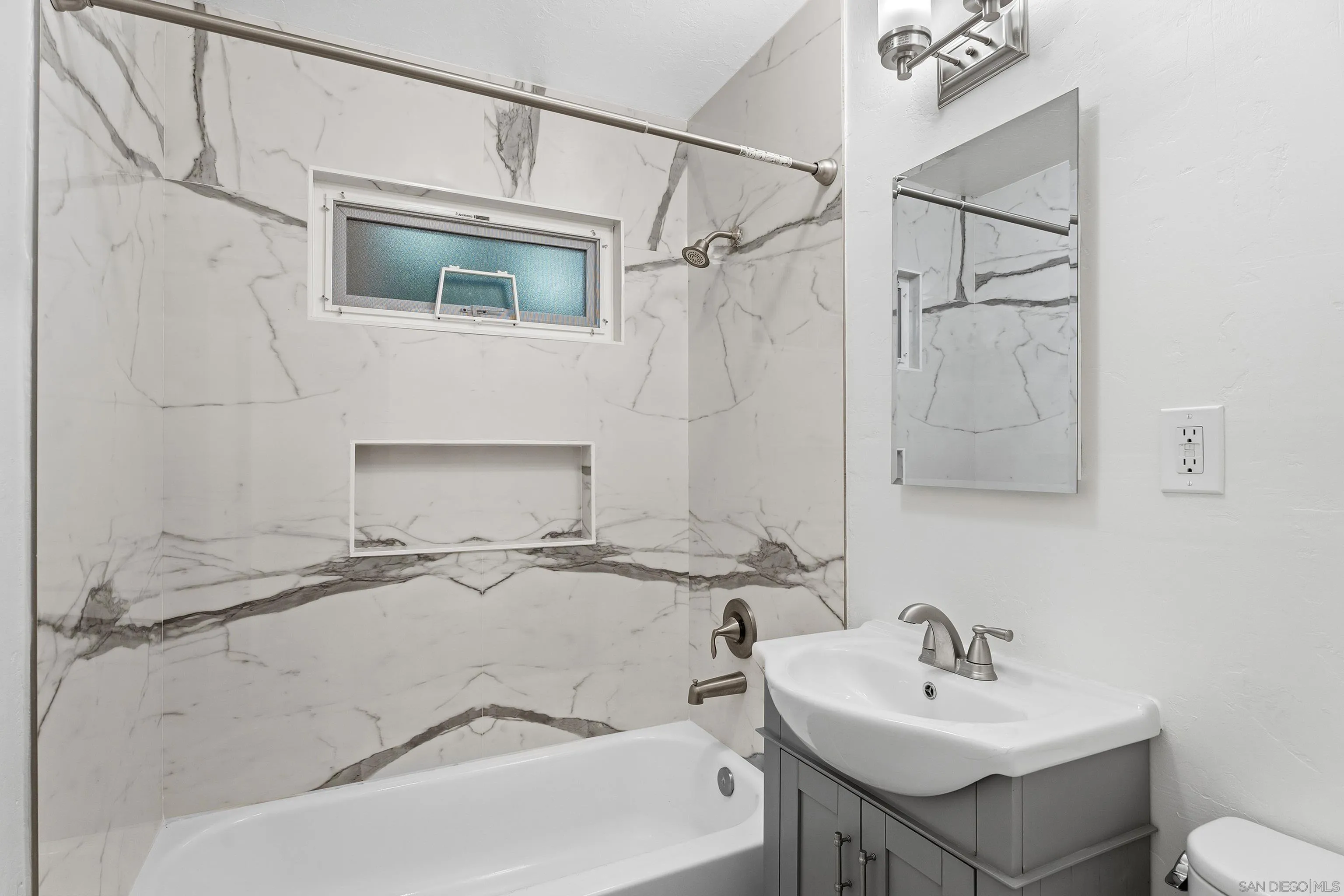 https://cdn.realtyfeed.com/cdn/127/260001880/a8a46f54adf5dedca0cb31de26eae34c.webp
