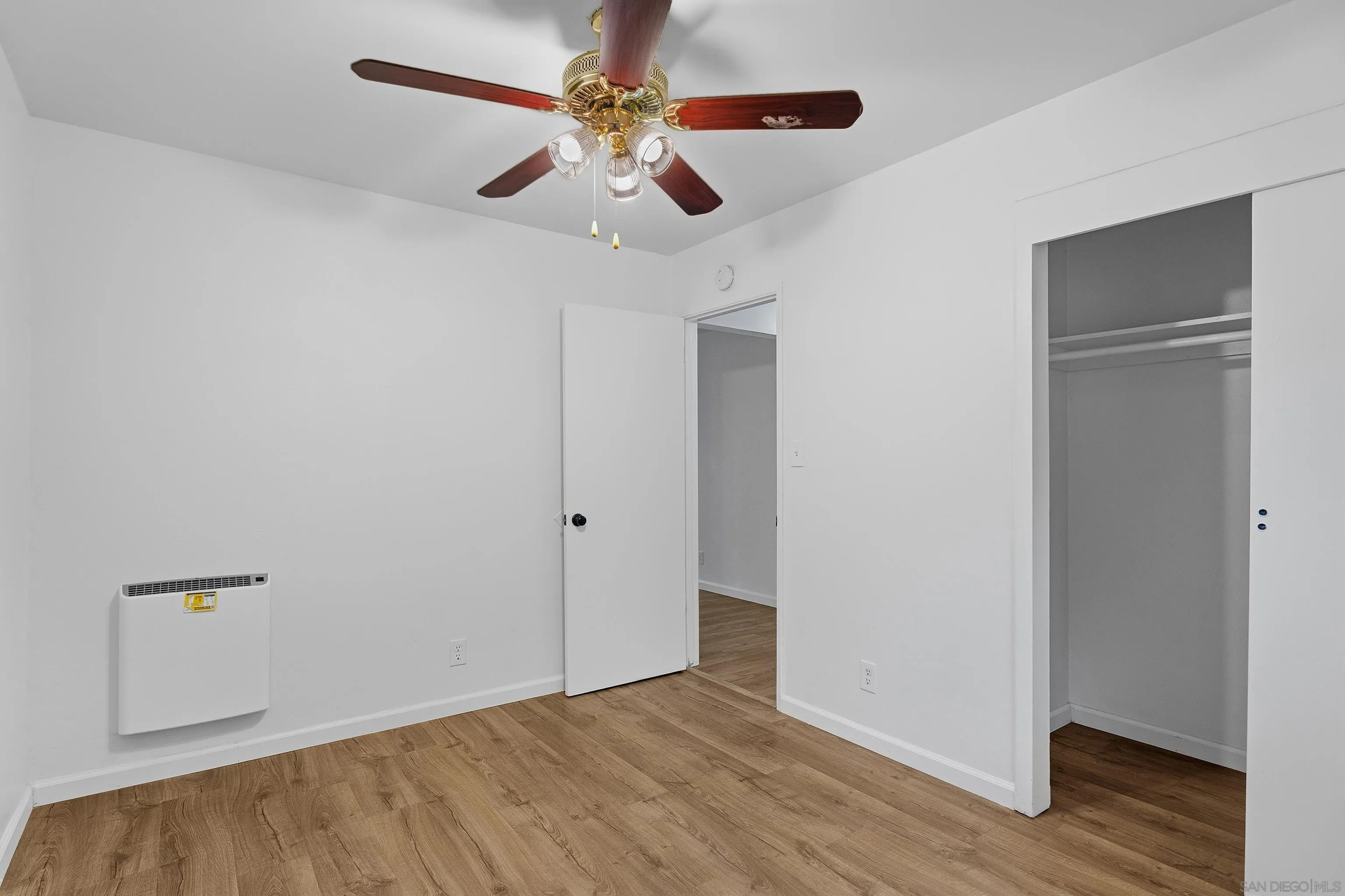 https://cdn.realtyfeed.com/cdn/127/260001880/d0de09ddb98b4f3bcf4759694efd00e8.webp