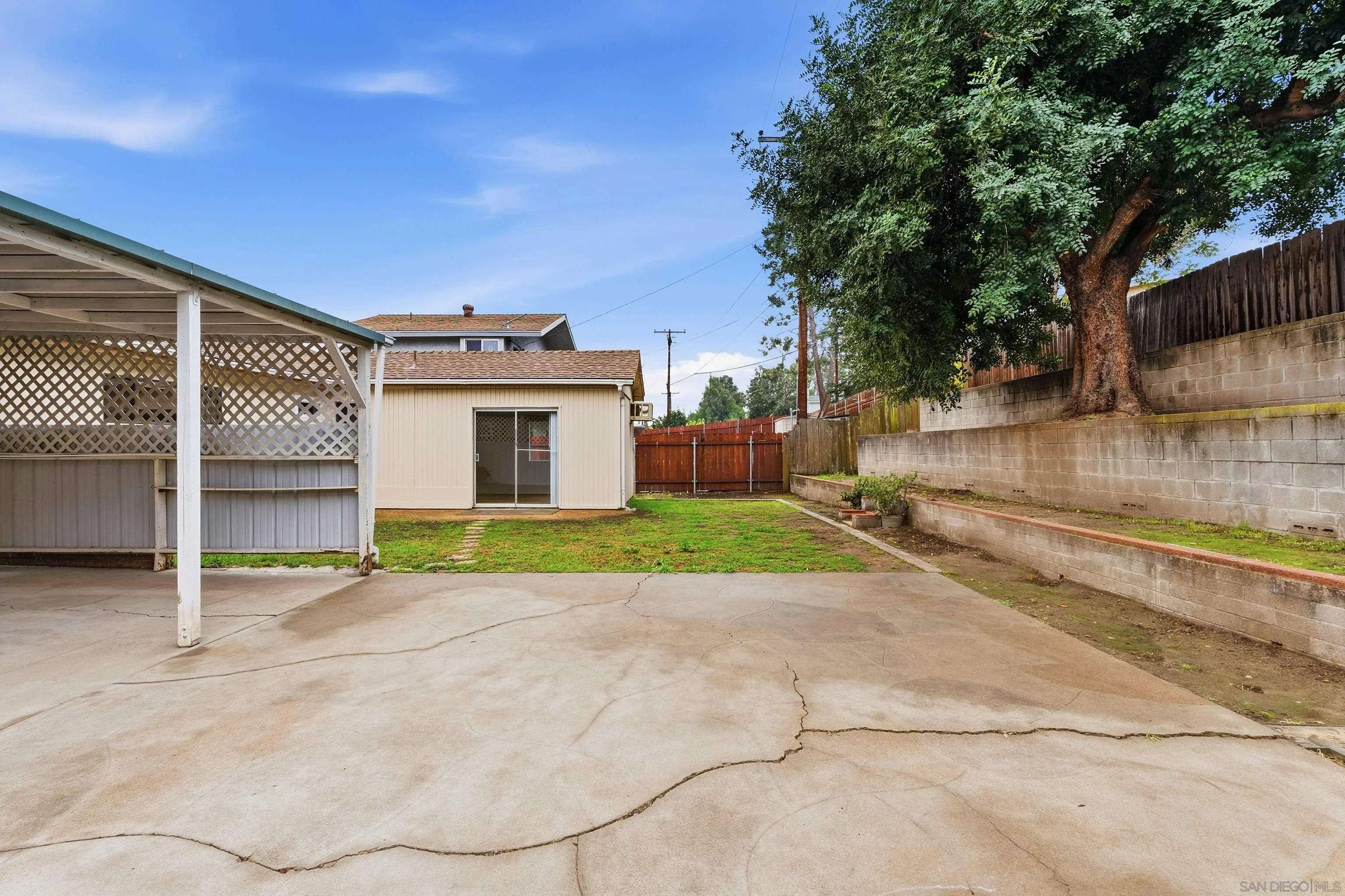 https://cdn.realtyfeed.com/cdn/127/260001880/d509a67e1136bebd0e6ec33d530be3ab.webp