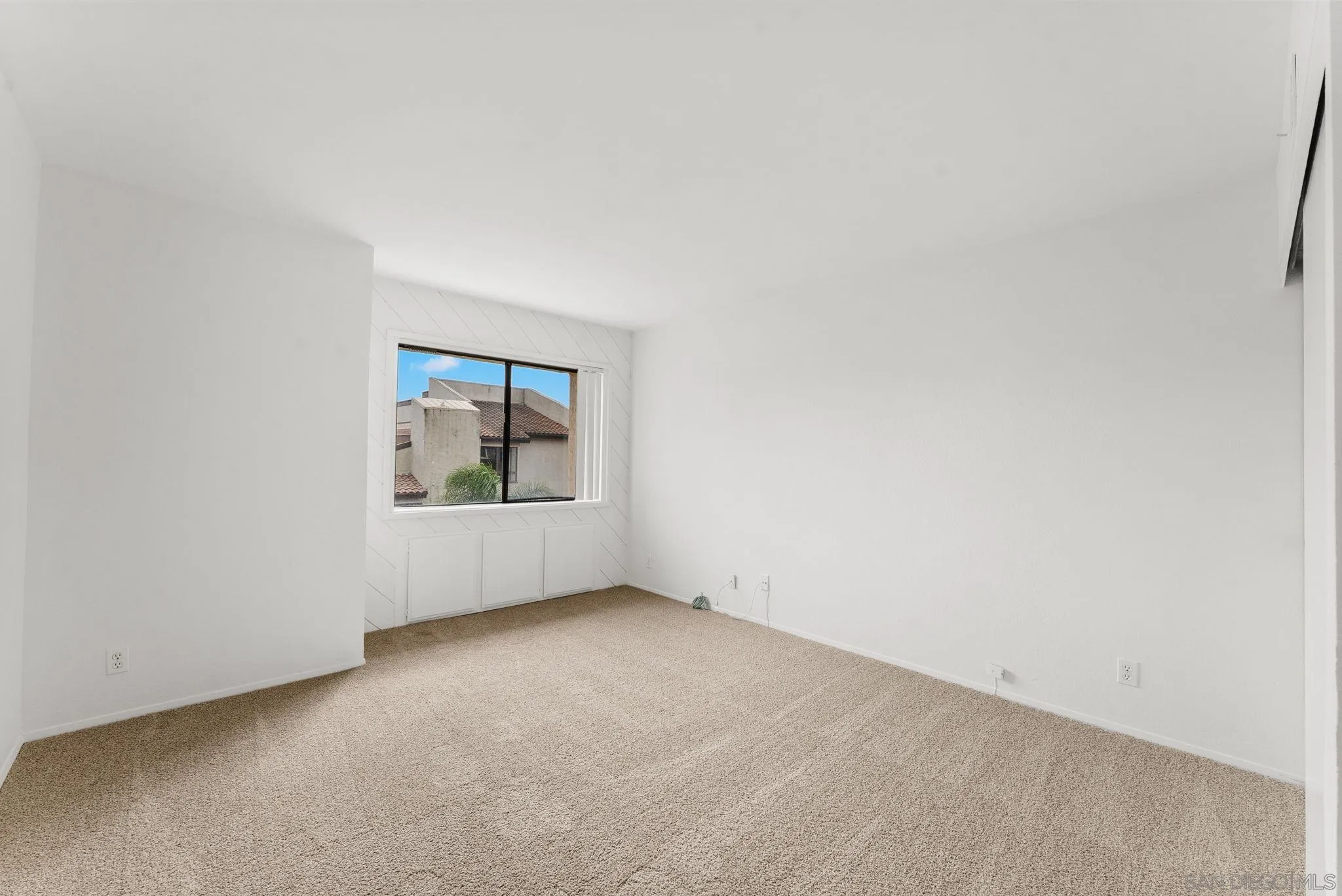 Photo #15: 260001881 Listing: Photo #15