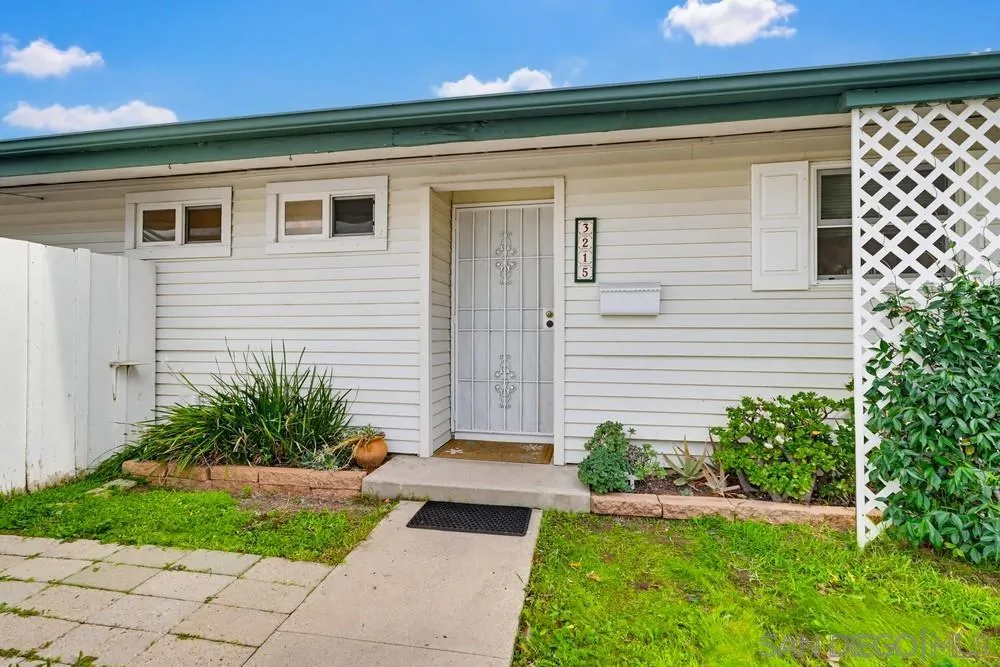 https://cdn.realtyfeed.com/cdn/127/260001884/a18f8e01a60c16cf6c0ba0c7eb566279.webp