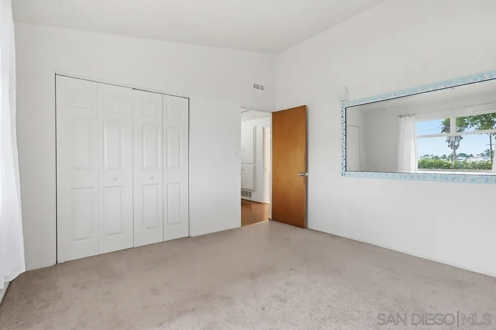 https://cdn.realtyfeed.com/cdn/127/260001884/d904a071bd453cafbfcfe9ba1b924892.webp