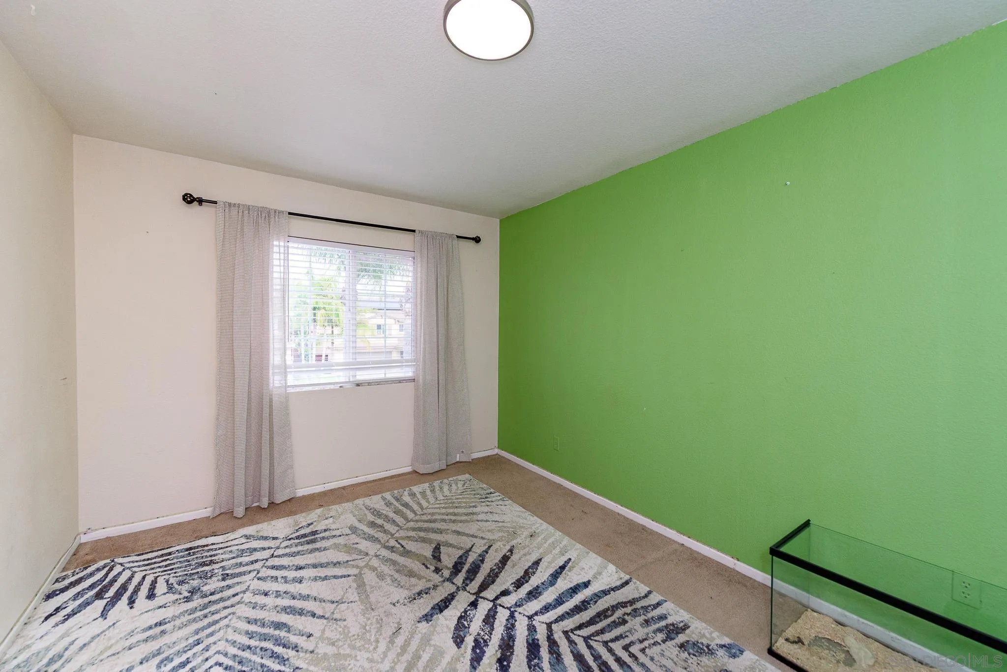 https://cdn.realtyfeed.com/cdn/127/260001890/5554c0e346703ff459c4ddf23cb91c22.webp
