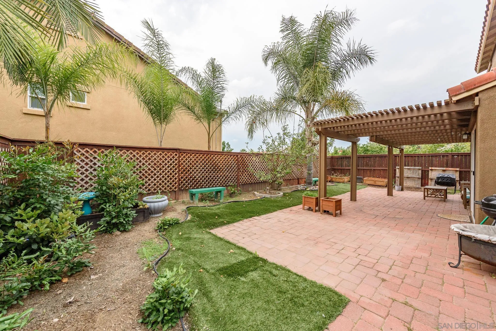 https://cdn.realtyfeed.com/cdn/127/260001890/631afd728a5fa133444c91171ad71cdb.webp