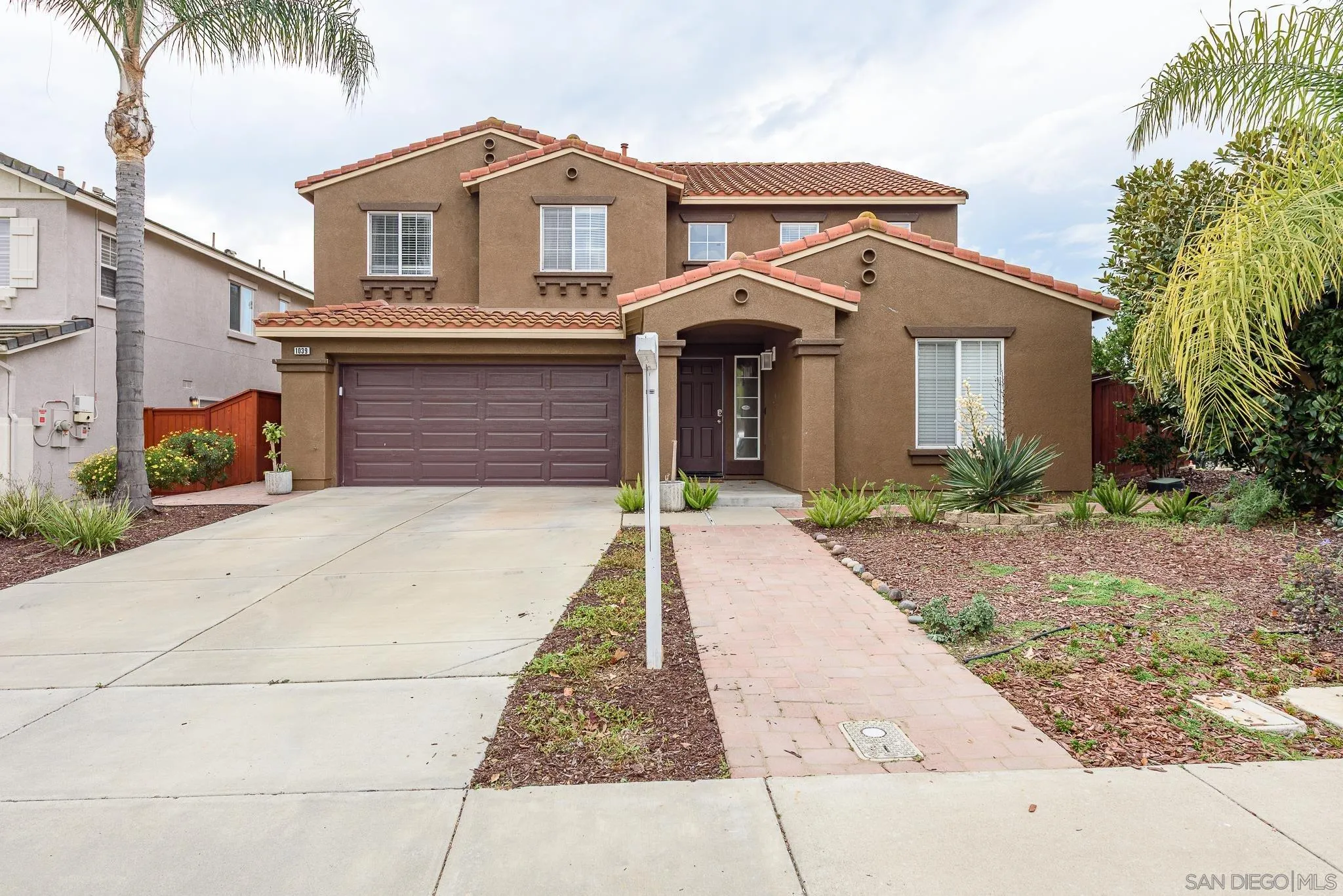 https://cdn.realtyfeed.com/cdn/127/260001890/eb1a3f859189ed4af1c6bd4b7c4f1833.webp