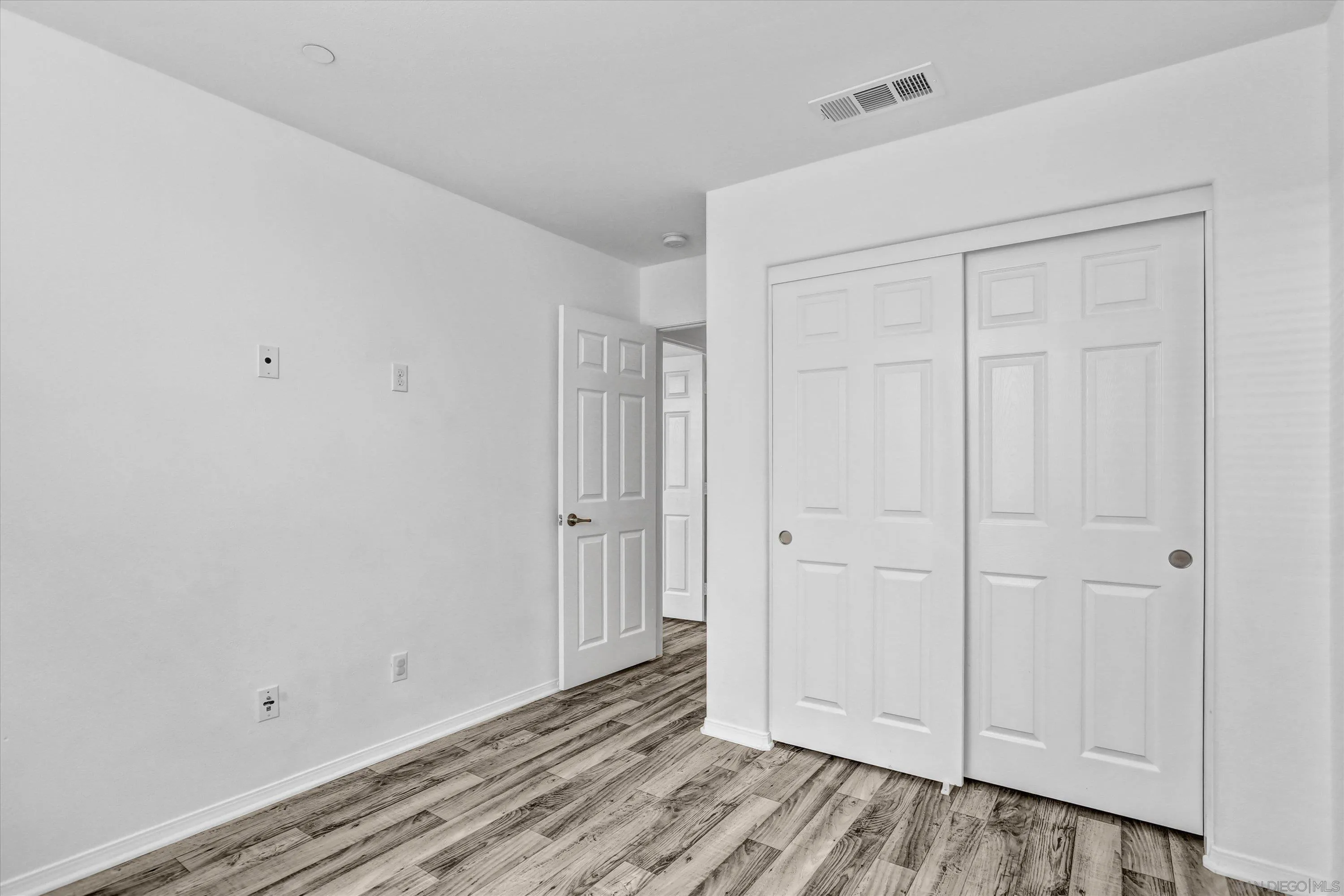 https://cdn.realtyfeed.com/cdn/127/260001891/2794b8b9a5627acd3b3462cd8a658a0d.webp