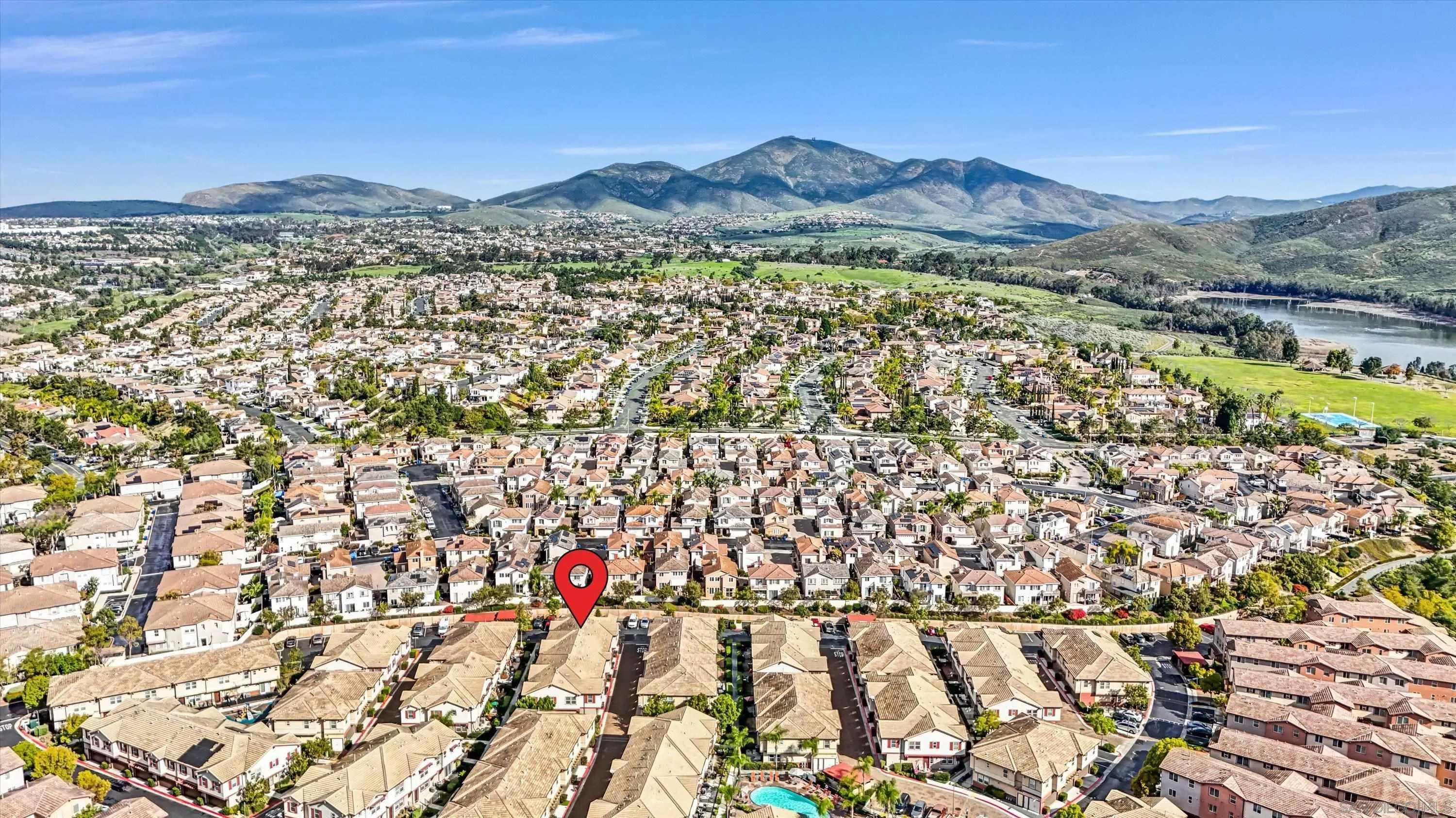 https://cdn.realtyfeed.com/cdn/127/260001891/331b5816b8896e76848437bd20d1fe3f.webp