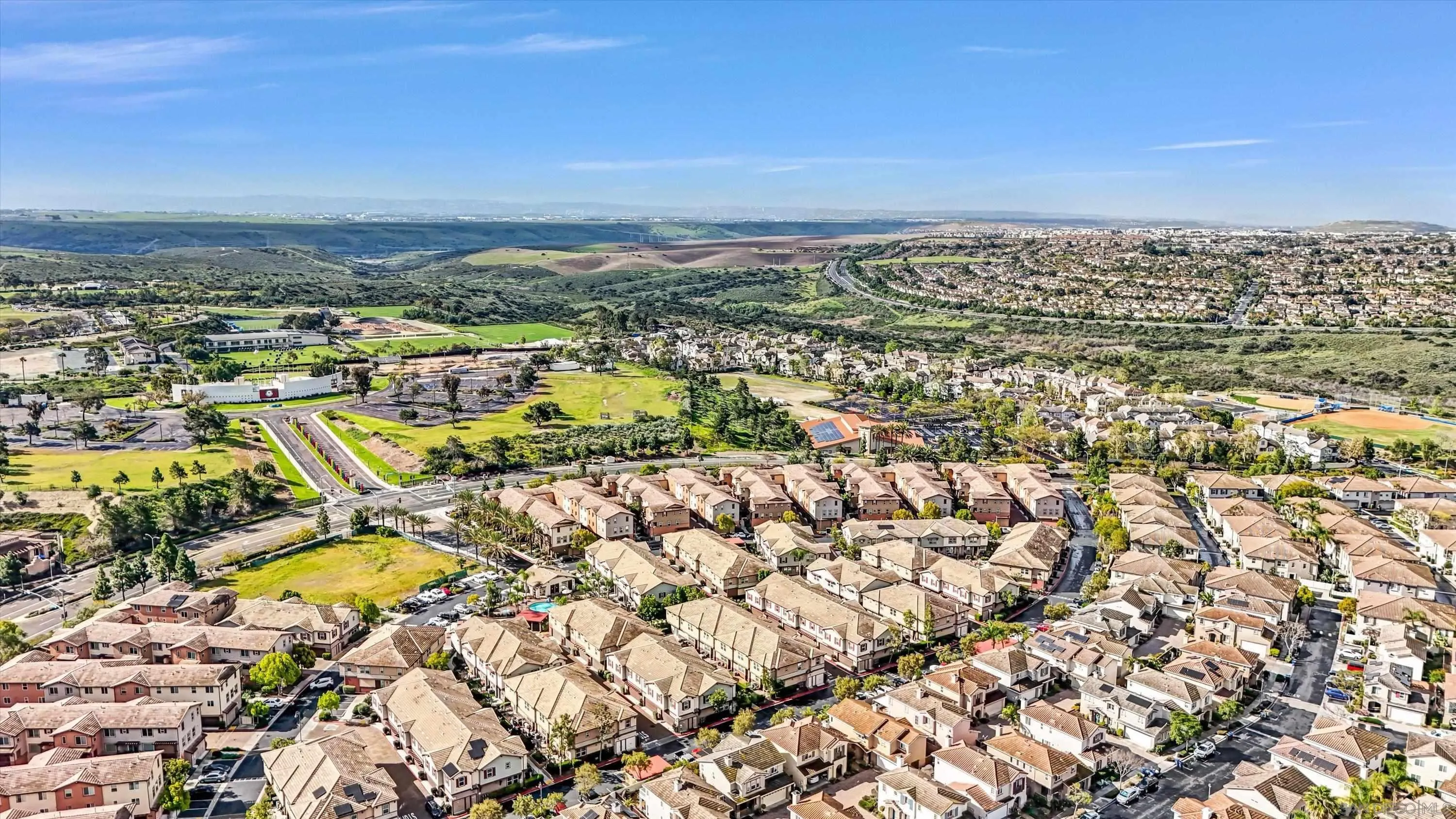 https://cdn.realtyfeed.com/cdn/127/260001891/587380a56ac7df5ff3d69b4feab8424a.webp