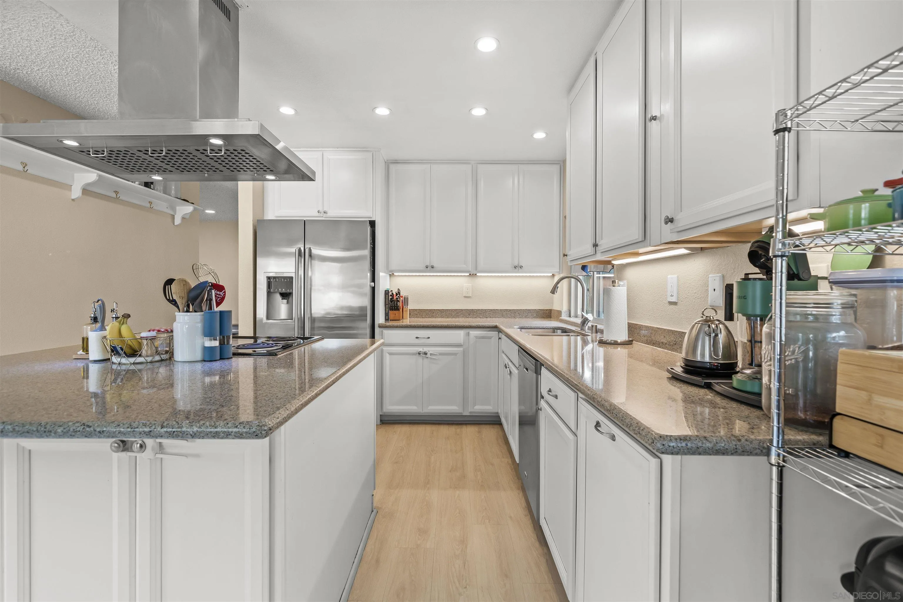 Photo #14: 260001892 Listing: Photo #14