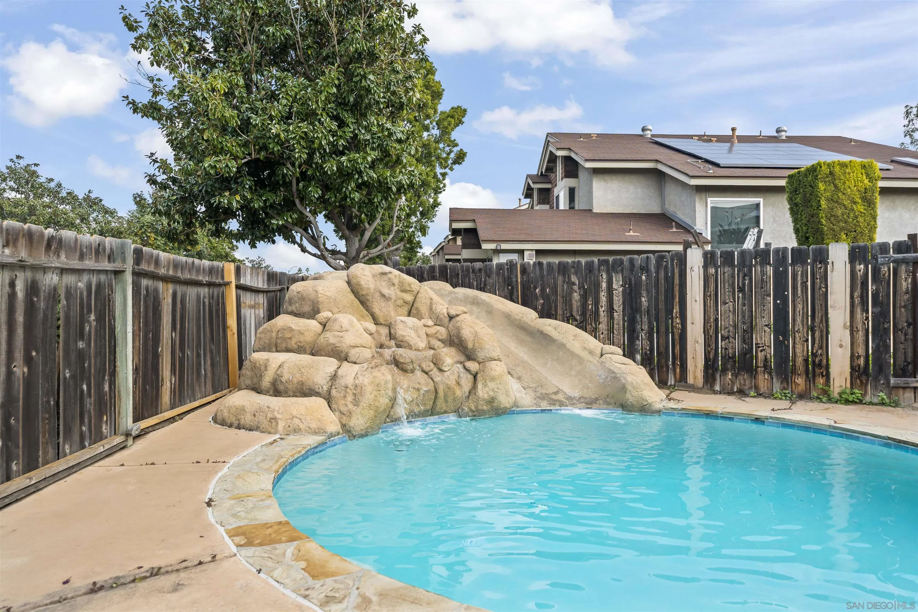 Photo #33: 260001892 Listing: Photo #33