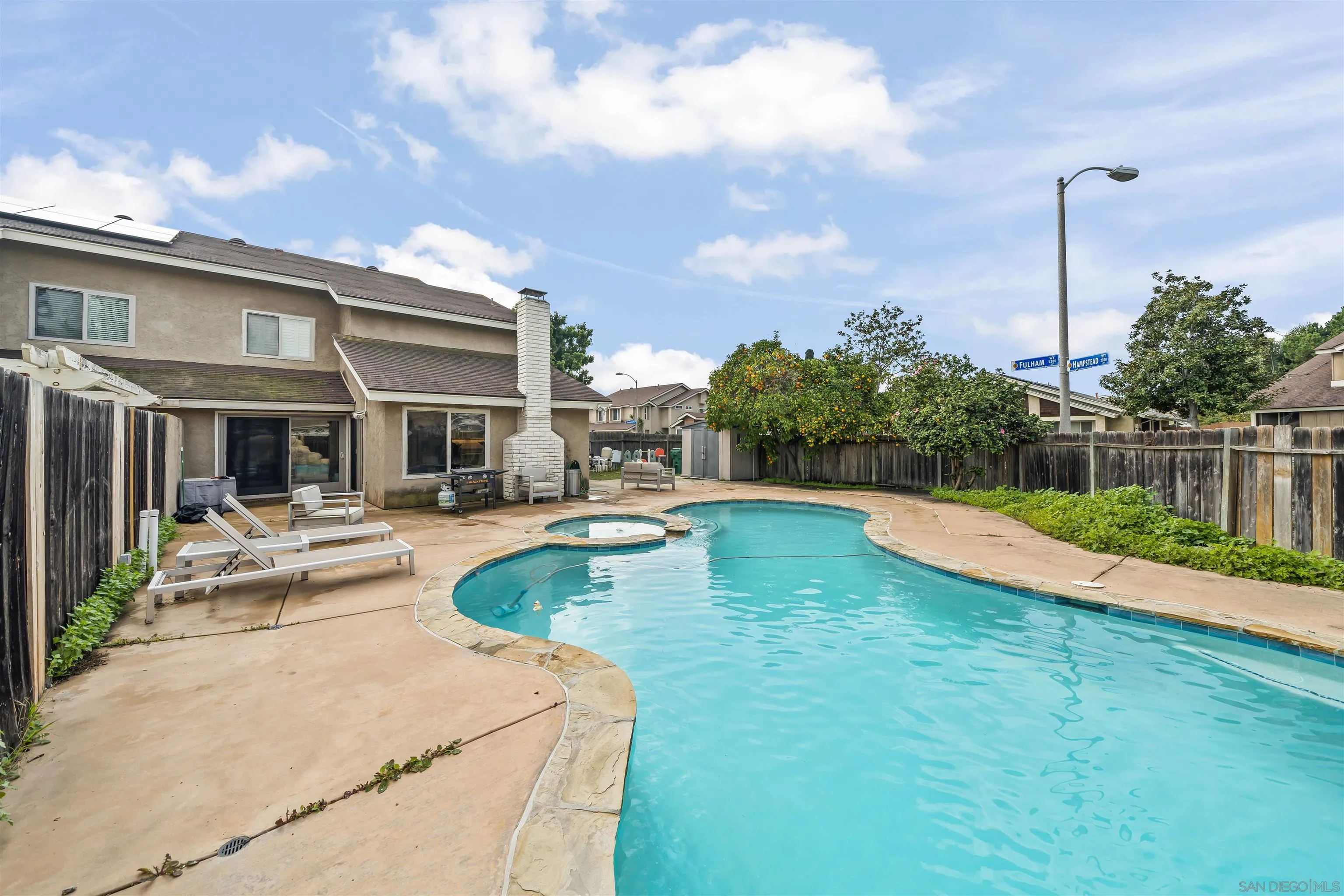 Photo #1: 260001892 Listing: Photo #1