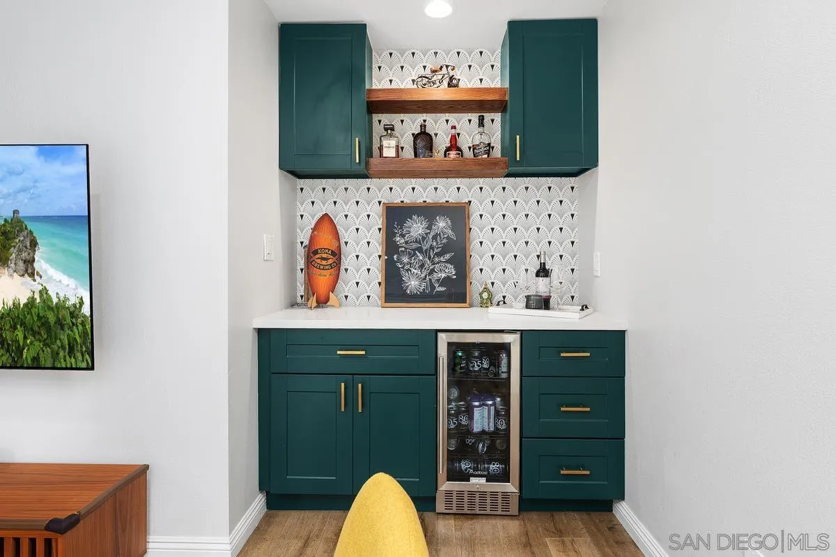 https://cdn.realtyfeed.com/cdn/127/260001897/e3e212a54d99a9ef541a63de7527e6cf.webp