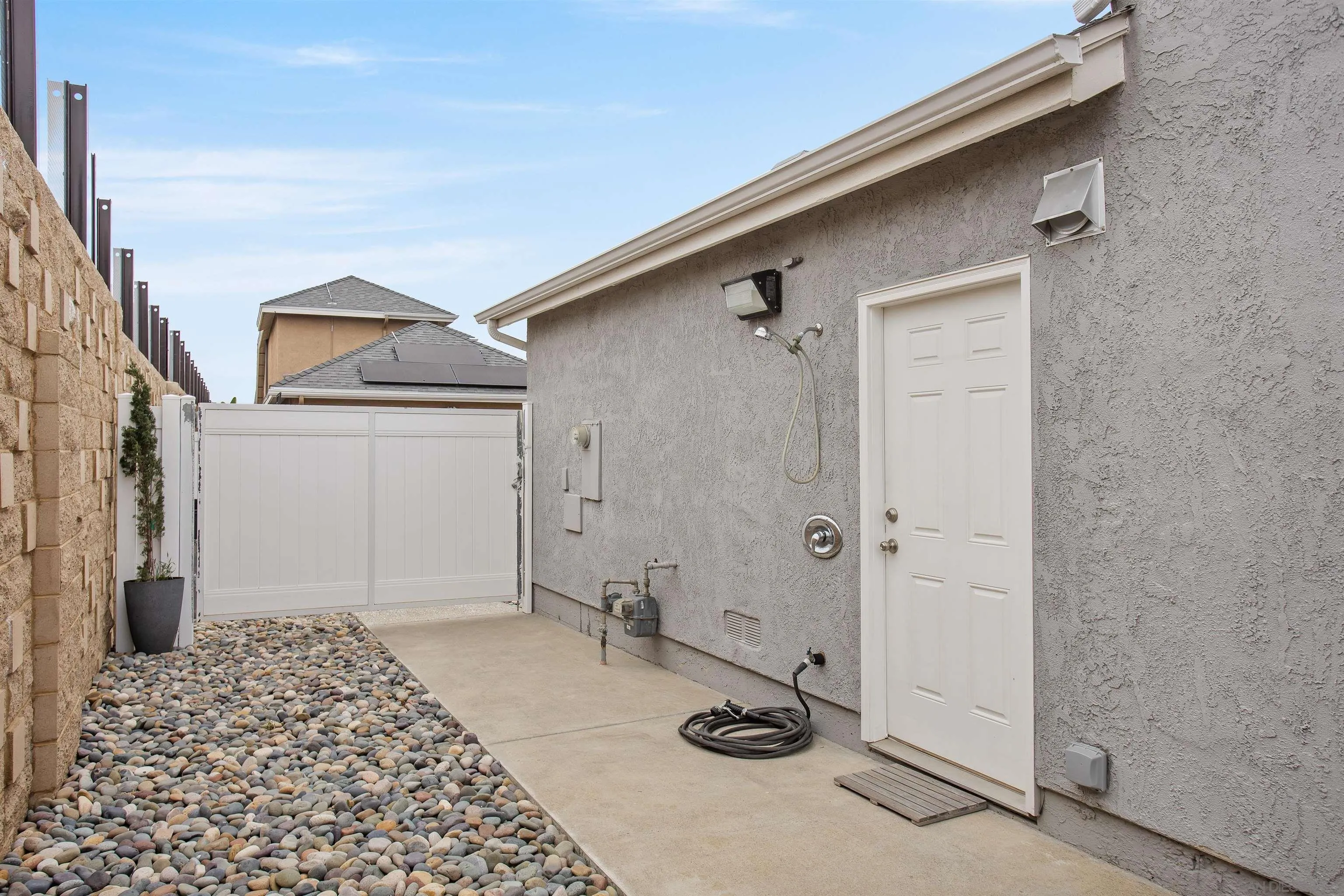 https://cdn.realtyfeed.com/cdn/127/2600019/05781eff9f9a30380d8e30a6ff380952.webp