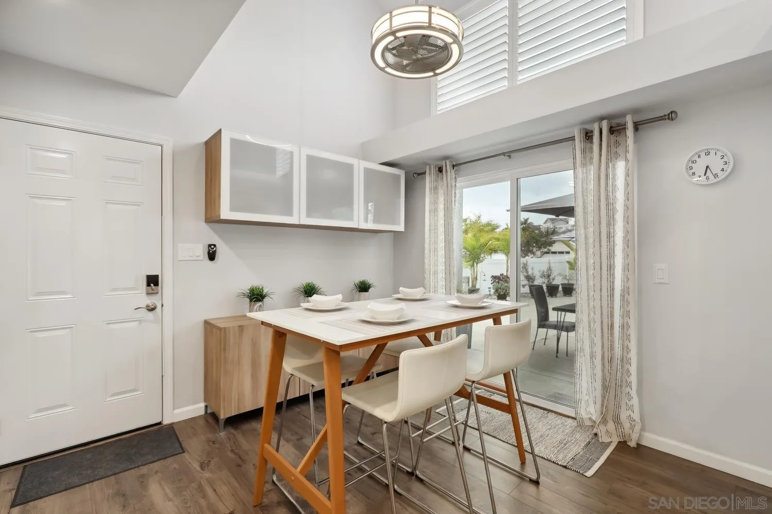 https://cdn.realtyfeed.com/cdn/127/2600019/5adb0b889635779b3bedb35b0395f1f1.webp