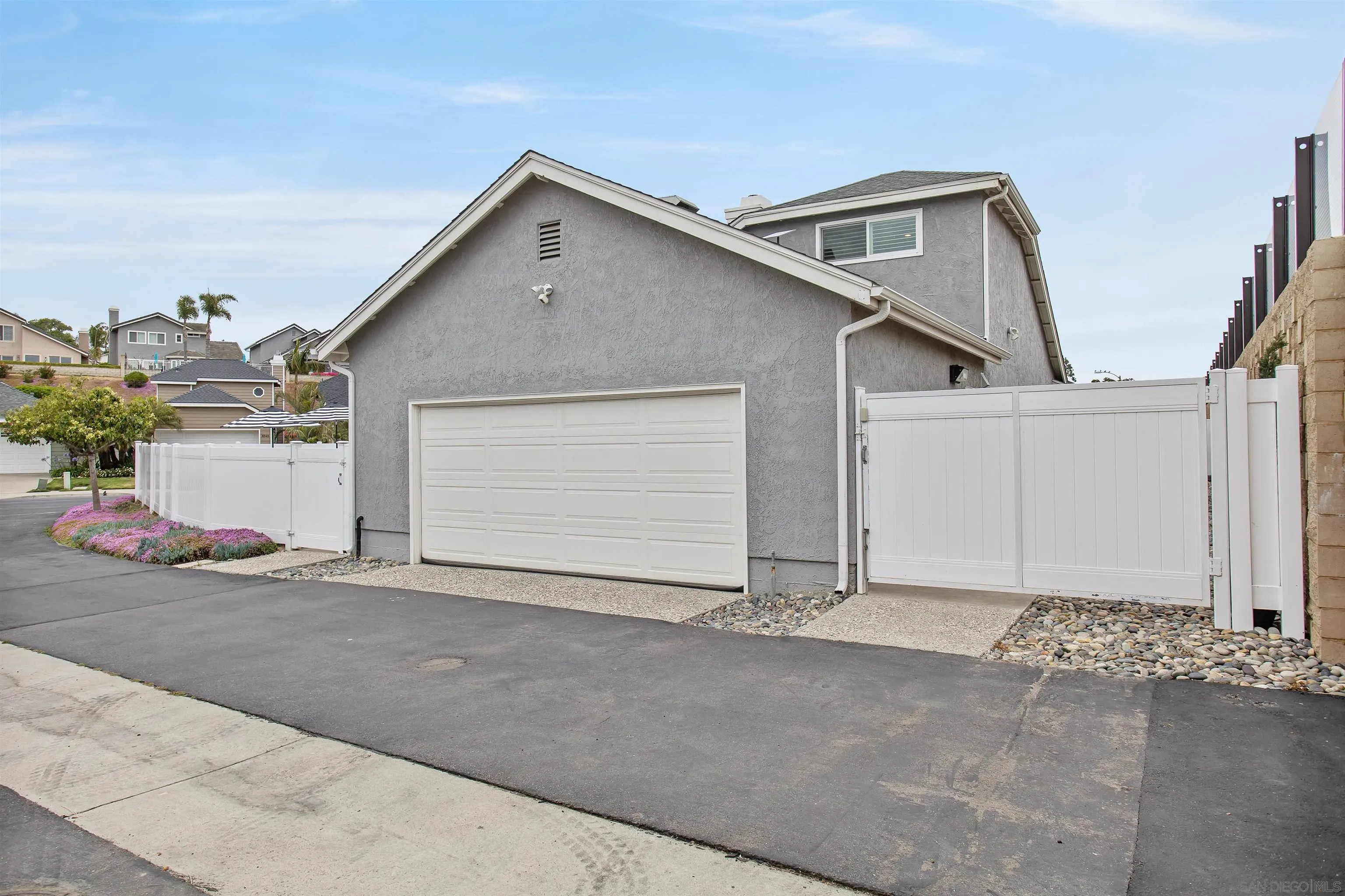 https://cdn.realtyfeed.com/cdn/127/2600019/6819a1650b14a414975879ef7cf88f48.webp