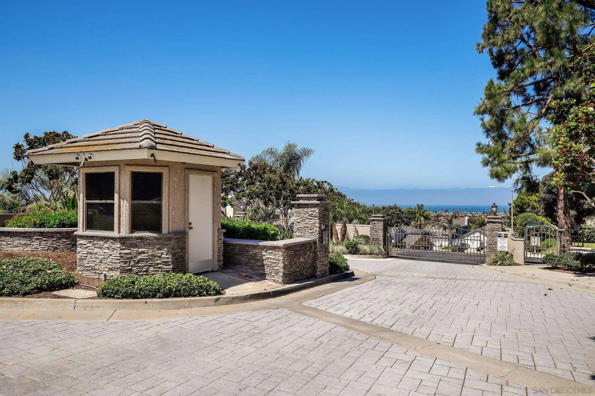 https://cdn.realtyfeed.com/cdn/127/2600019/9aeedd914d3364d6387276f20ff95491.webp